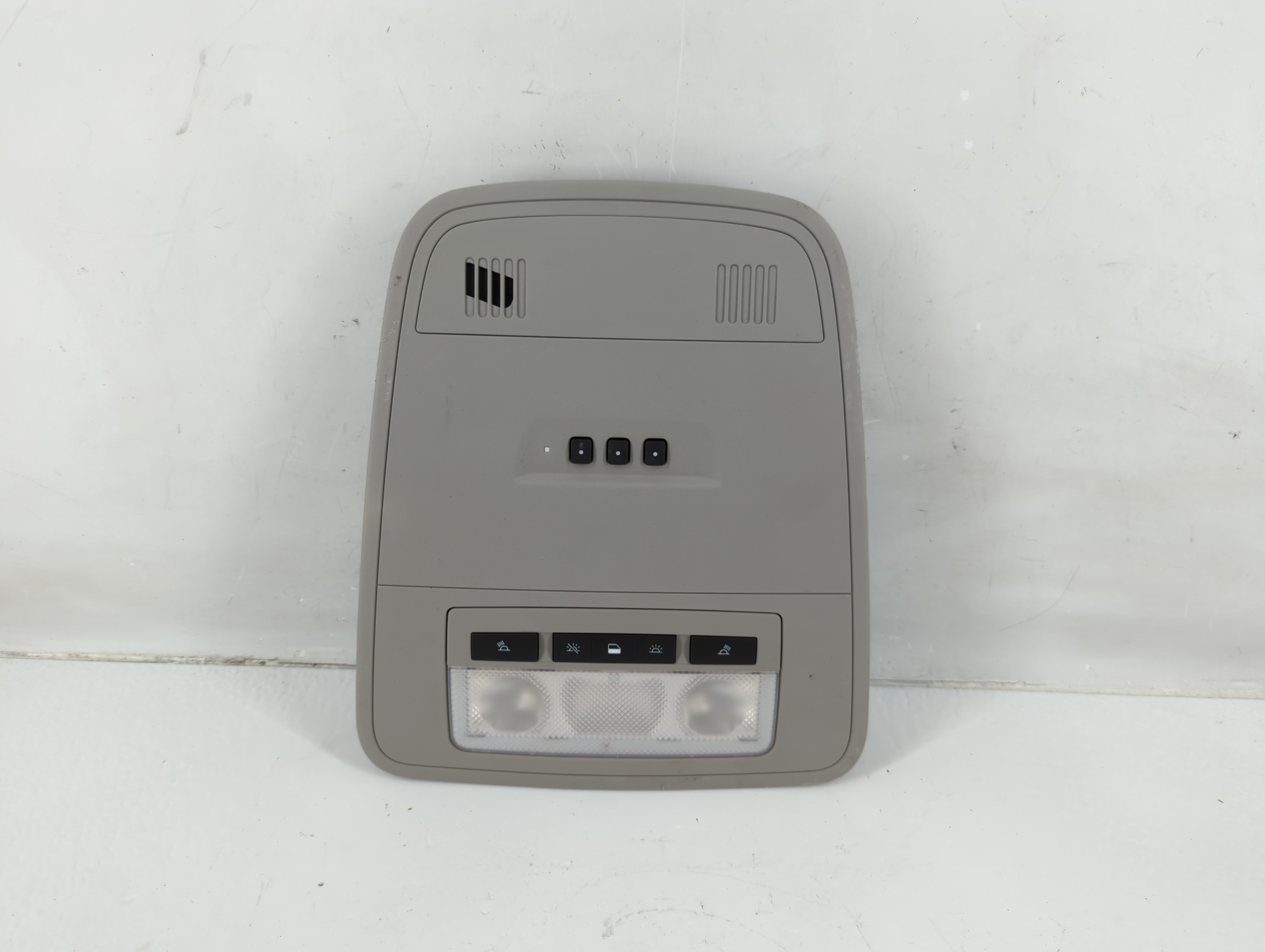 2013 Buick Lacross Overhead Roof Console 1011254 - Oemusedautoparts1.com