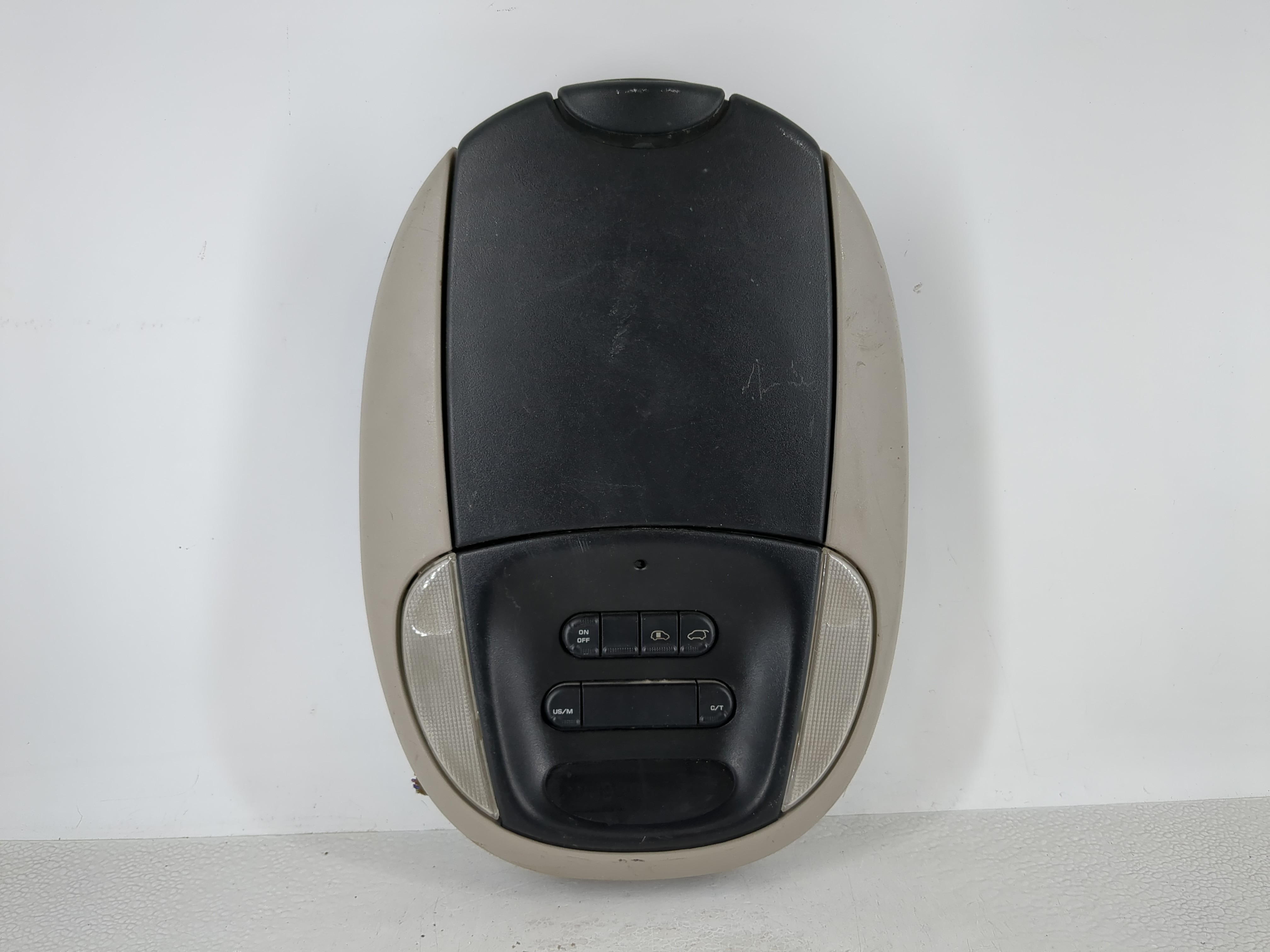Picture of Dodge Grand Caravan Overhead Roof Console Interior Dome Light 1011264