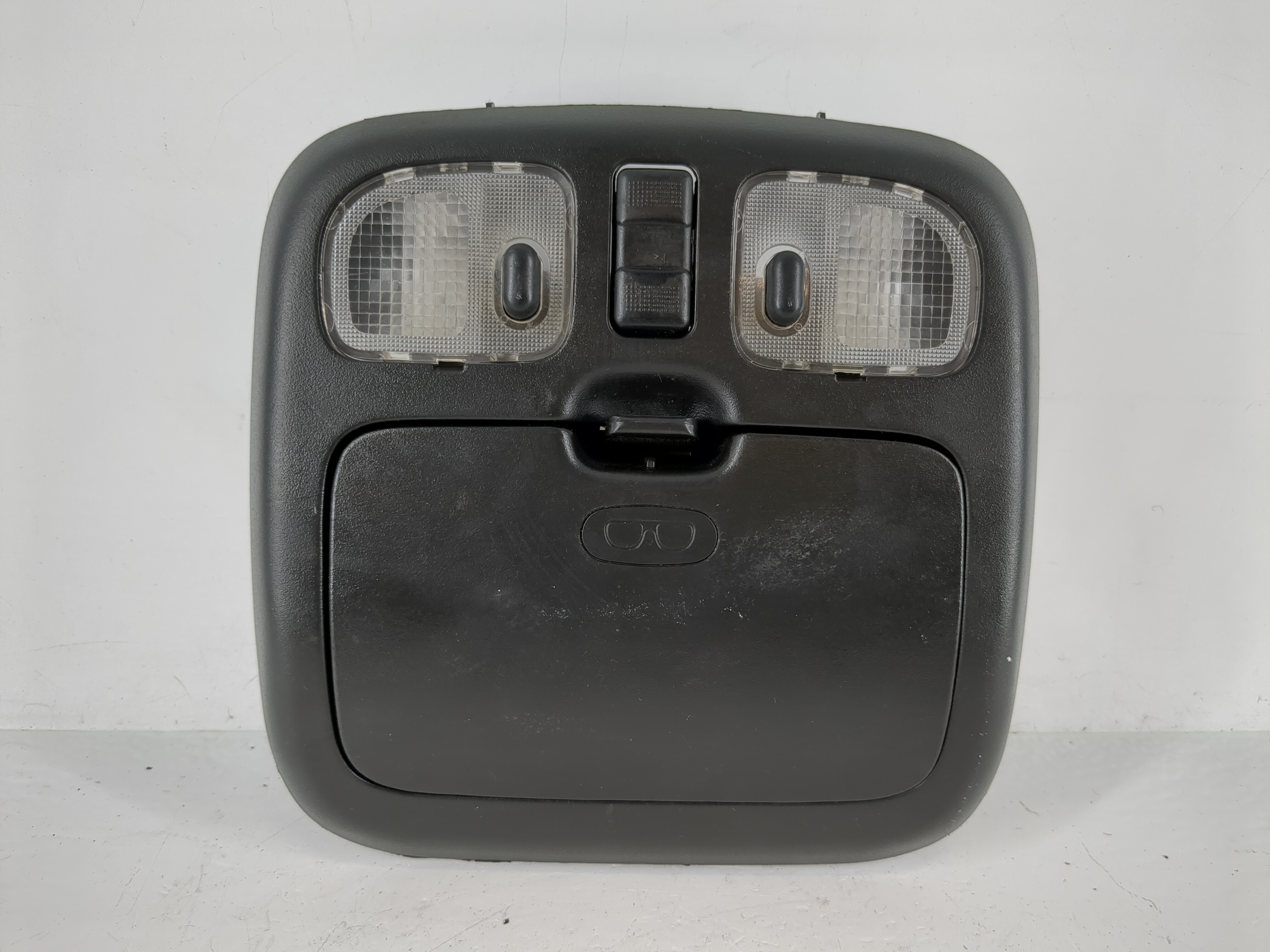 2008 Ford Escape Overhead Roof Console 1011525 - Oemusedautoparts1.com