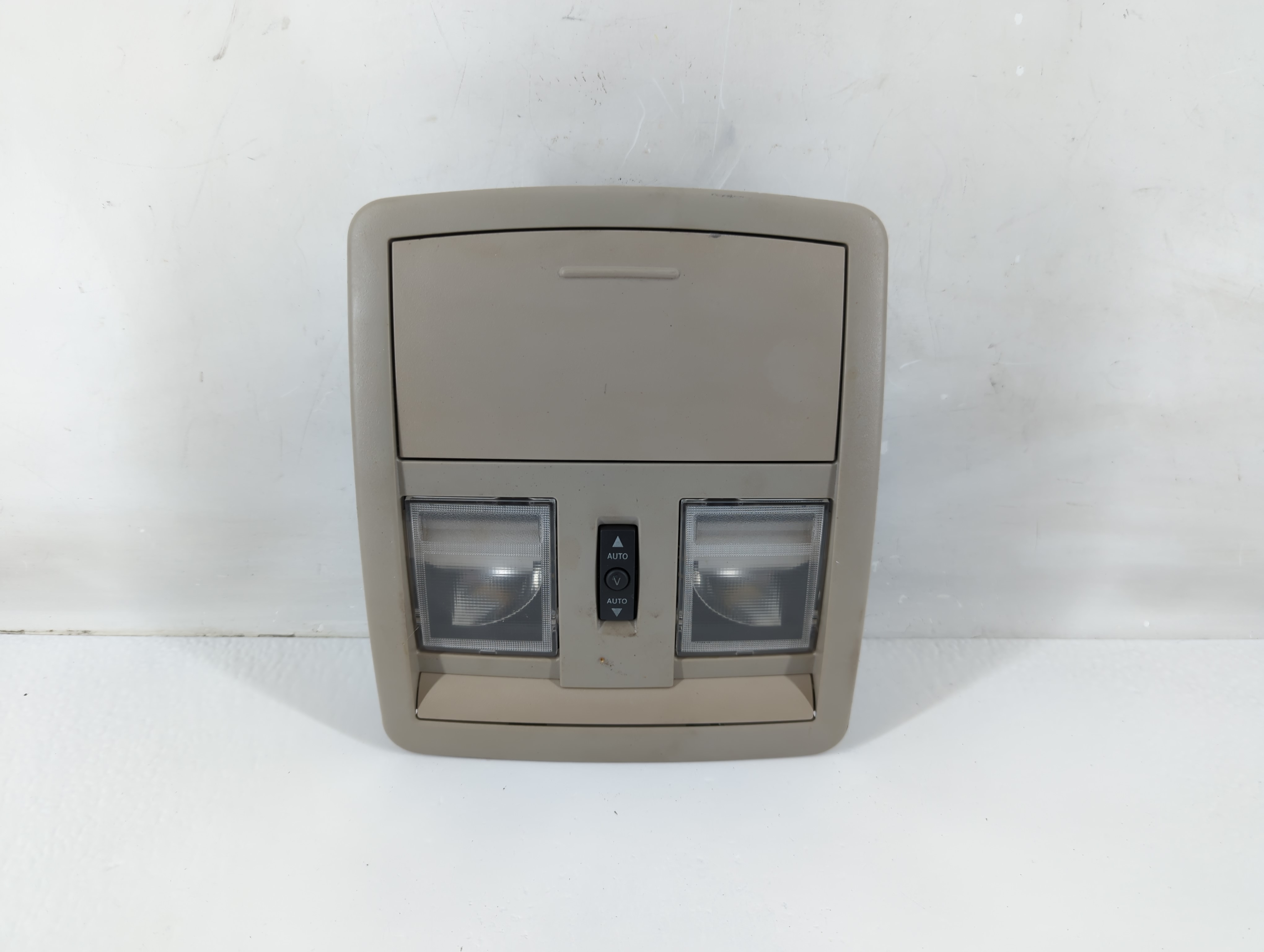Picture of 2005-2007 Chrysler 300 Overhead Roof Console Interior Dome Light 1011555