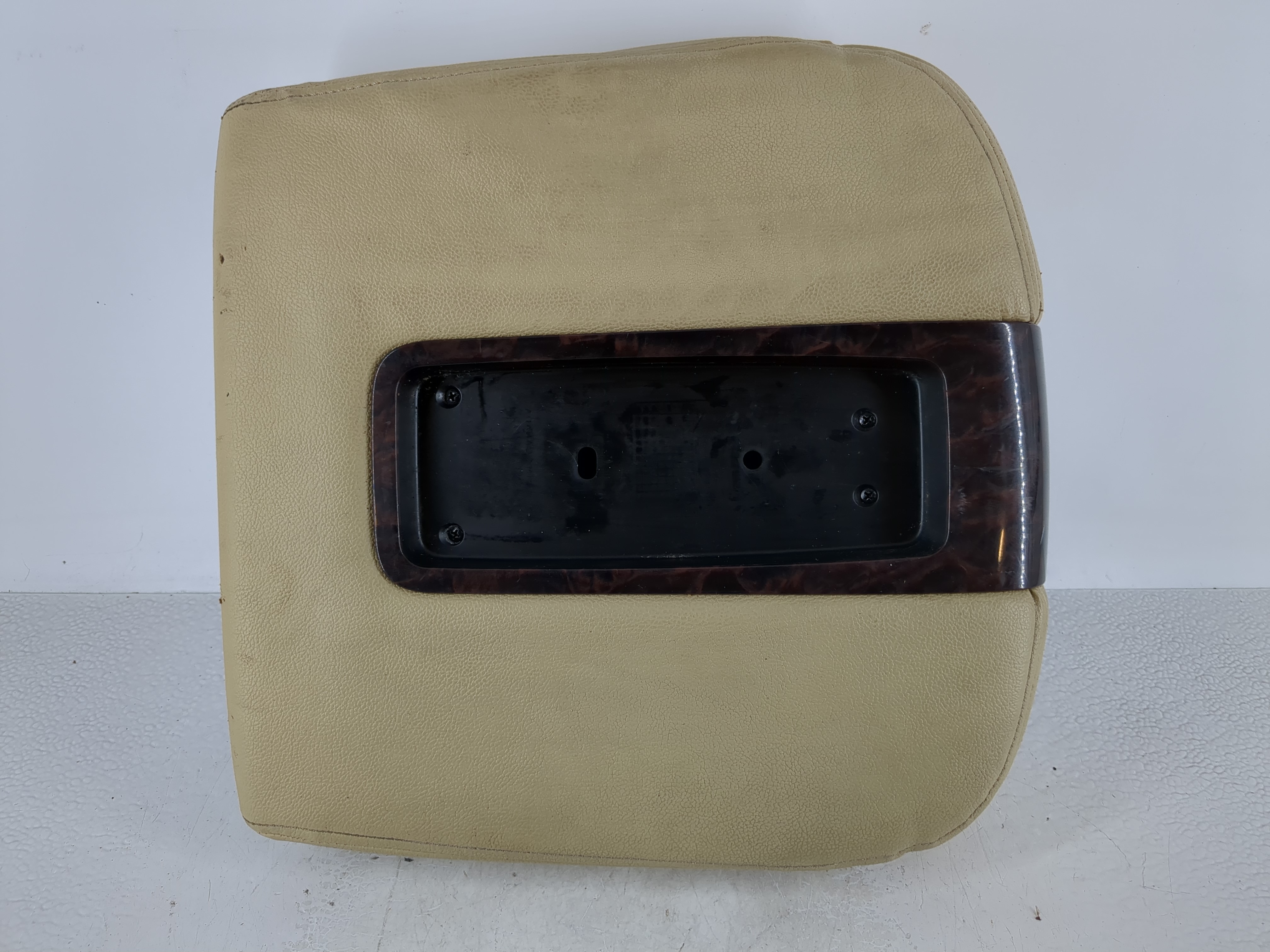 Picture of 2007-2009 Gmc Yukon Xl 1500 Center Floor Console Beige 1012226