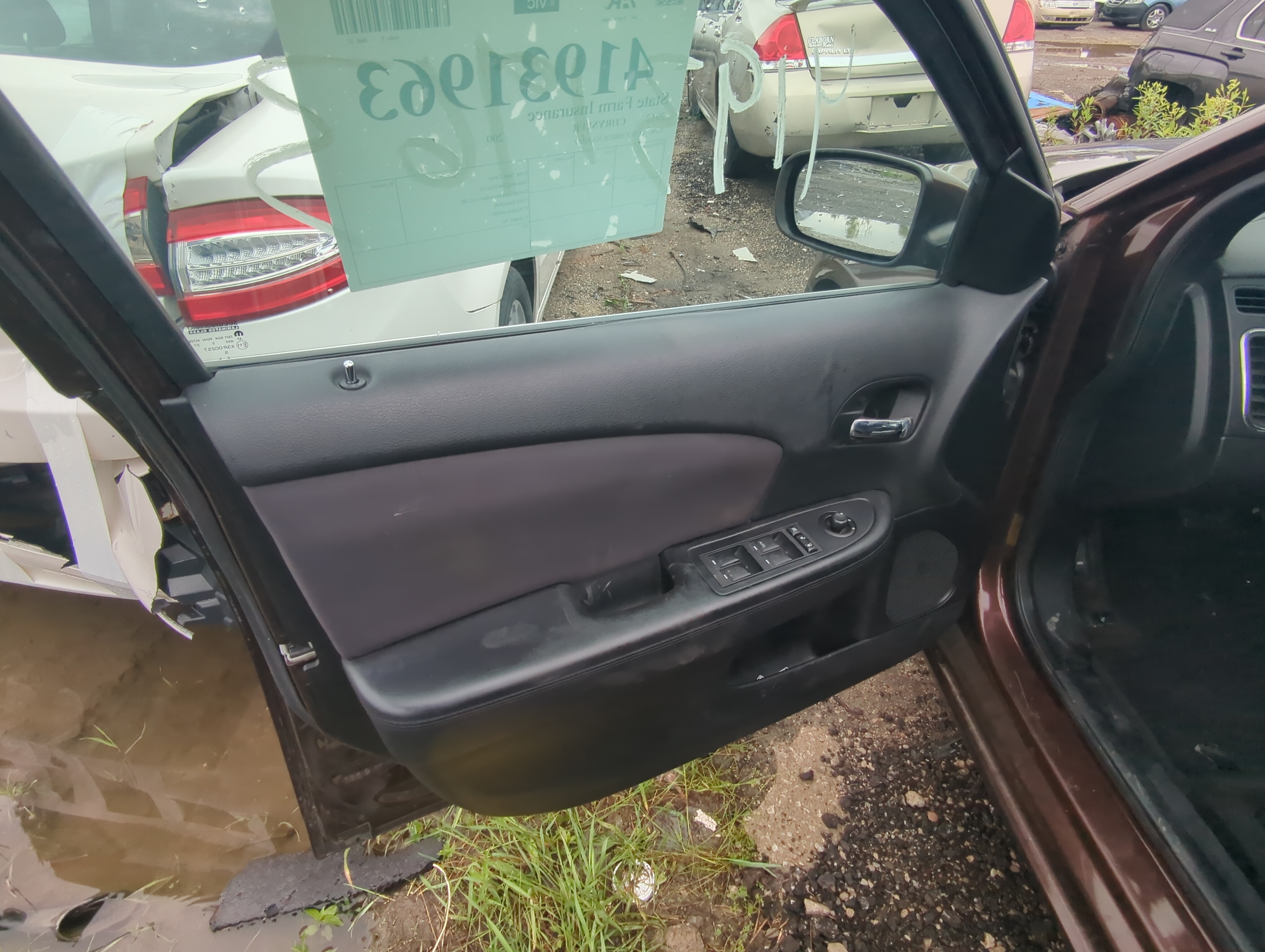 Picture of 2012 Chrysler 200 Front Left Driver Interior Door Panel Trim 1020859