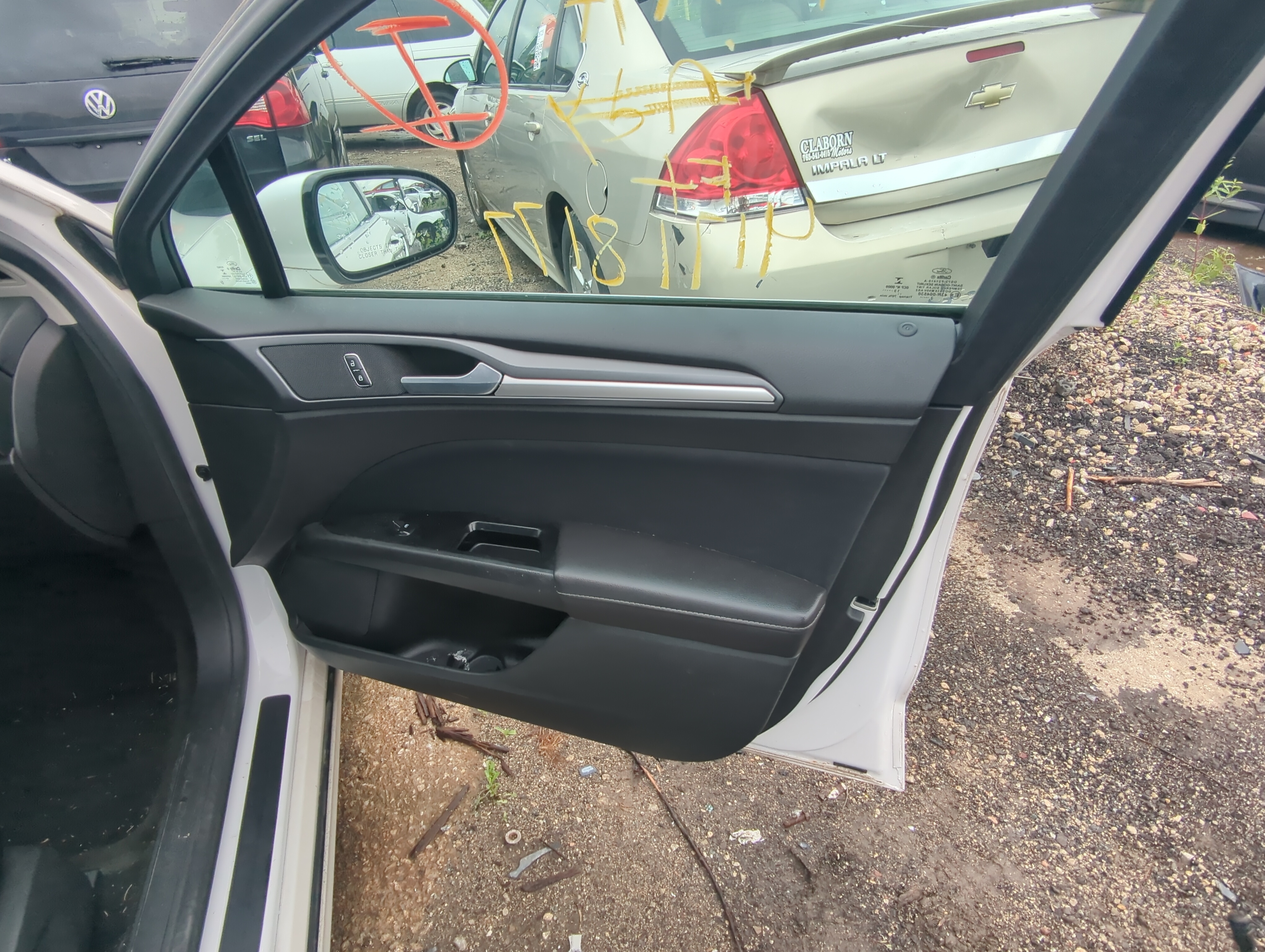 2014 Ford Fusion Front Right Passenger Interior Door Panel Trim 1020899 - Oemusedautoparts1.com