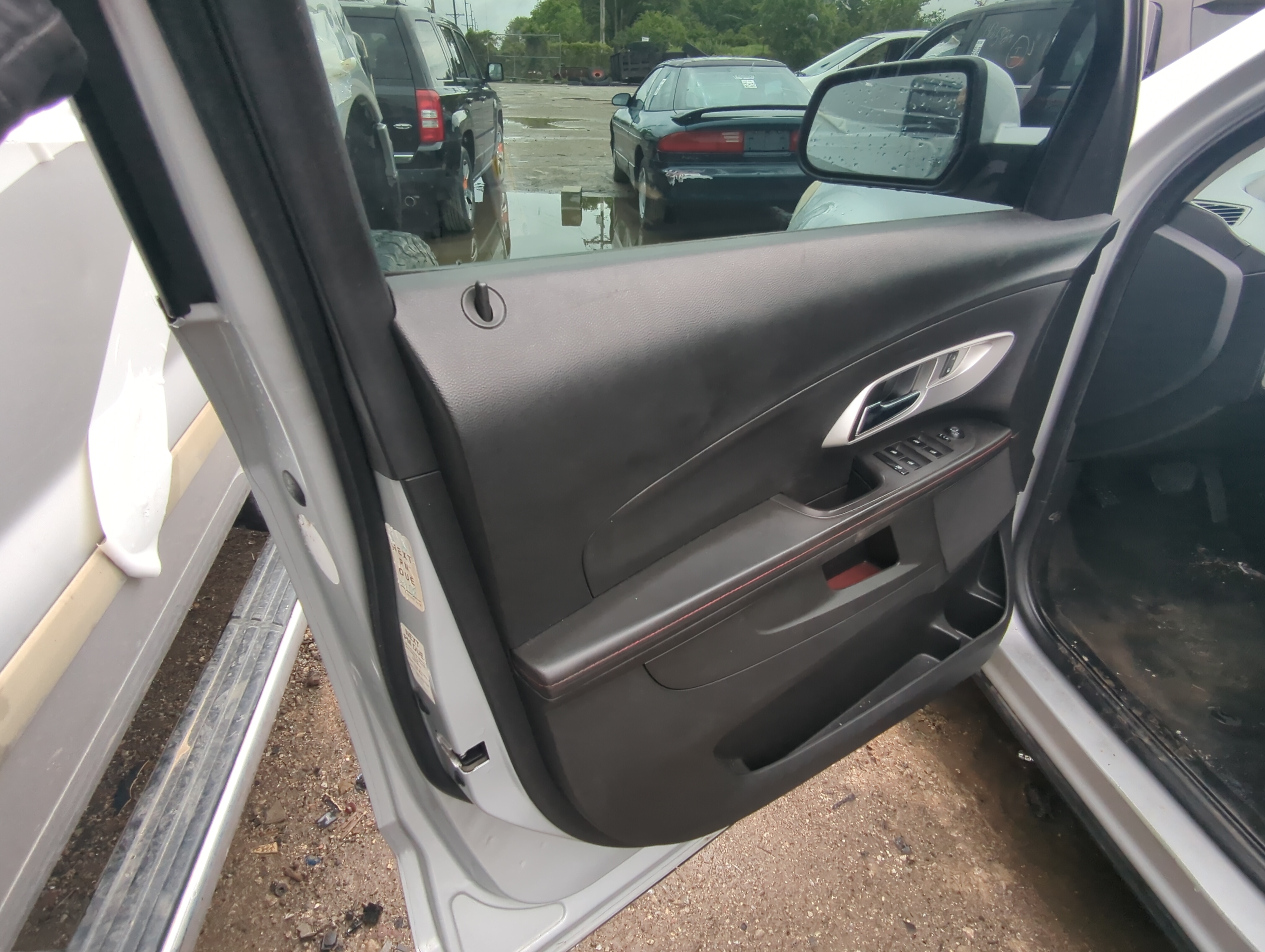 Picture of 2015 Chevrolet Equinox Front Left Driver Interior Door Panel Trim 1021555