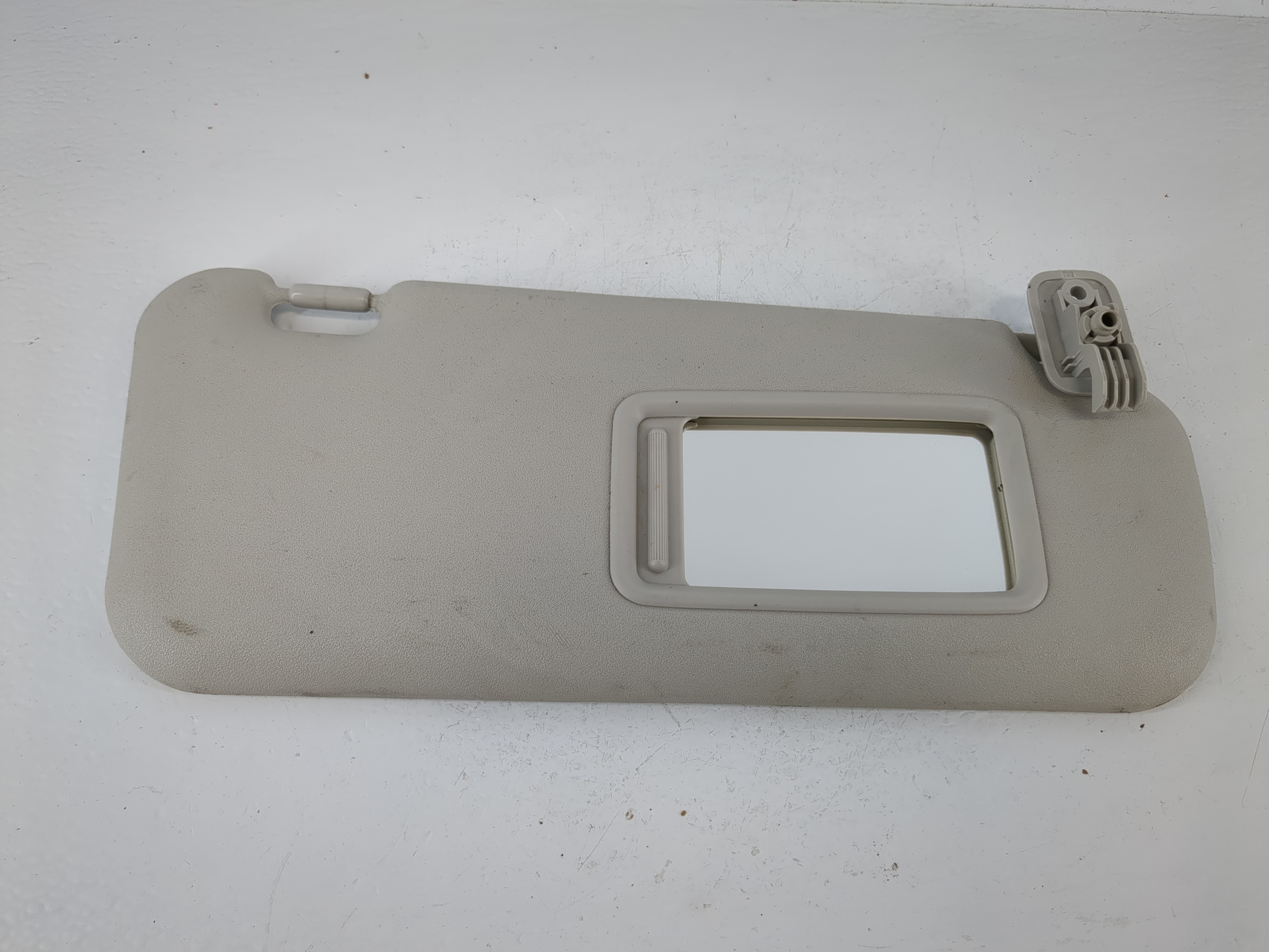 2010-2013 Mazda 3 Passenger Sun Visor Mirror Right Sunvisor Light Grey 1023889 - Oemusedautoparts1.com