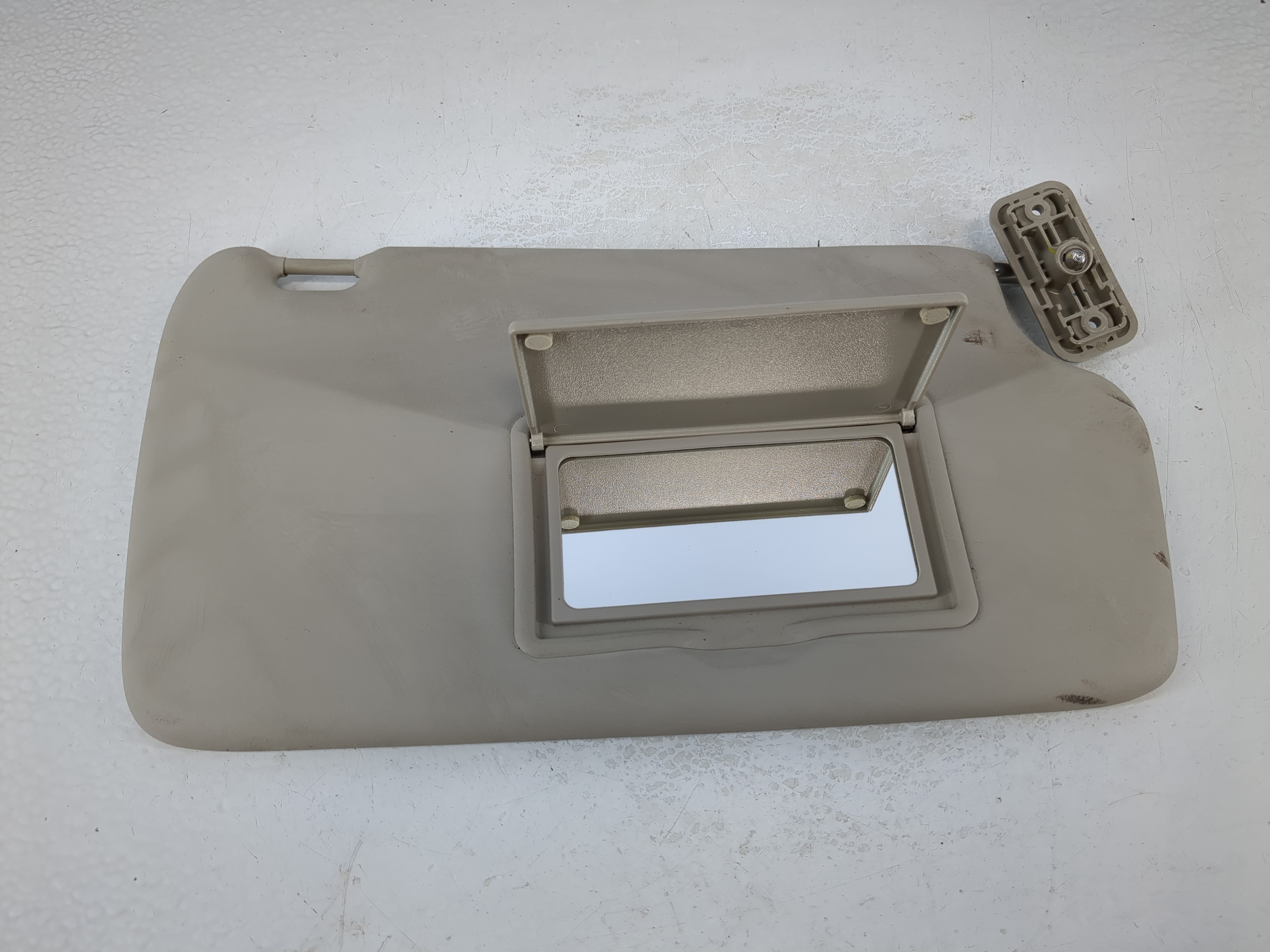 Picture of 2011-2019 Ford Fiesta Passenger Sun Visor Mirror Right Sunvisor Grey 1024420