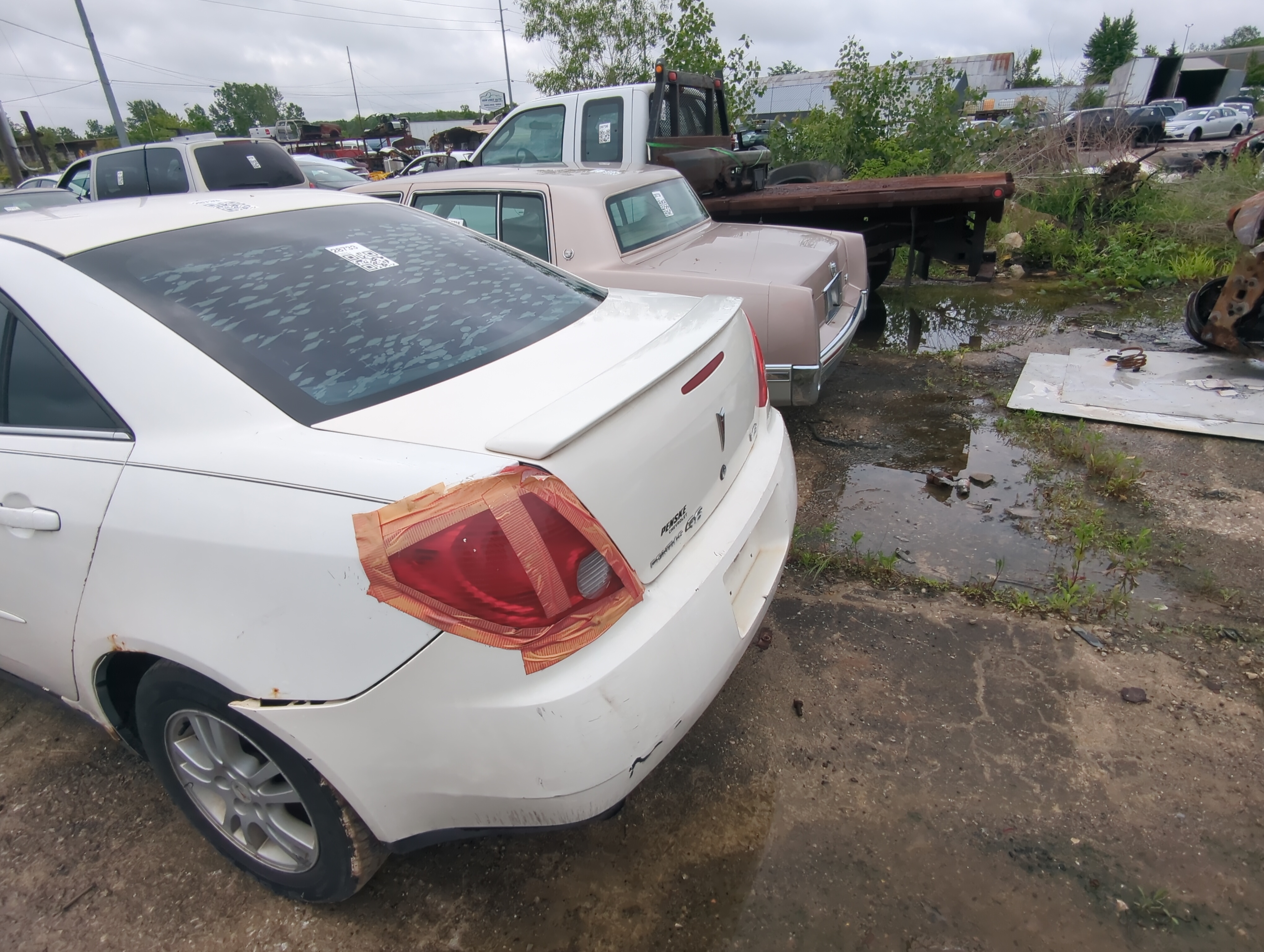 2005-2010 Pontiac G6 Trunk/decklid/hatch/tailgate Oem 1024572 - Oemusedautoparts1.com