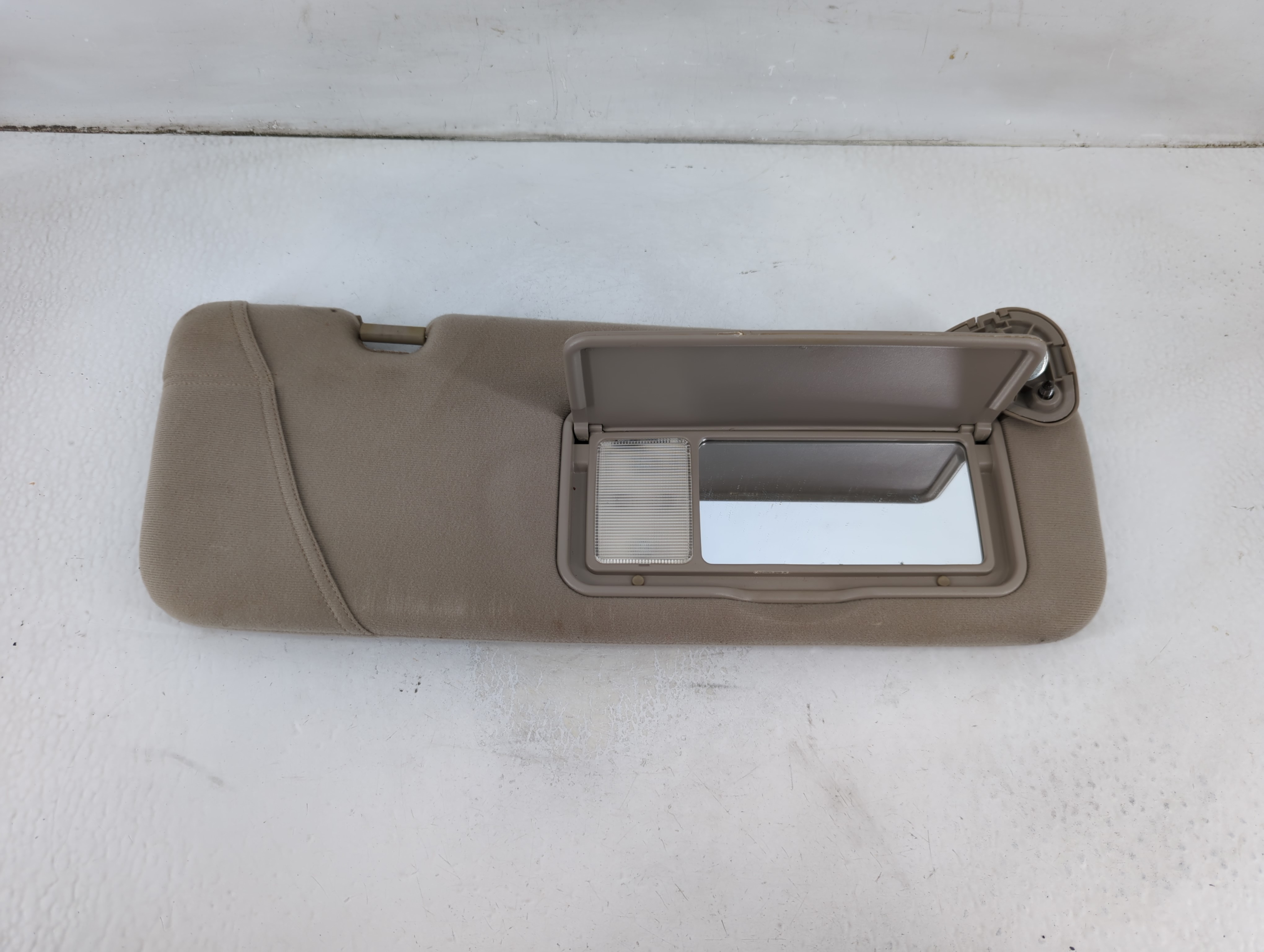 Picture of 2002-2005 Kia Sedona Passenger Sun Visor Mirror Right Sunvisor Grey 1024861