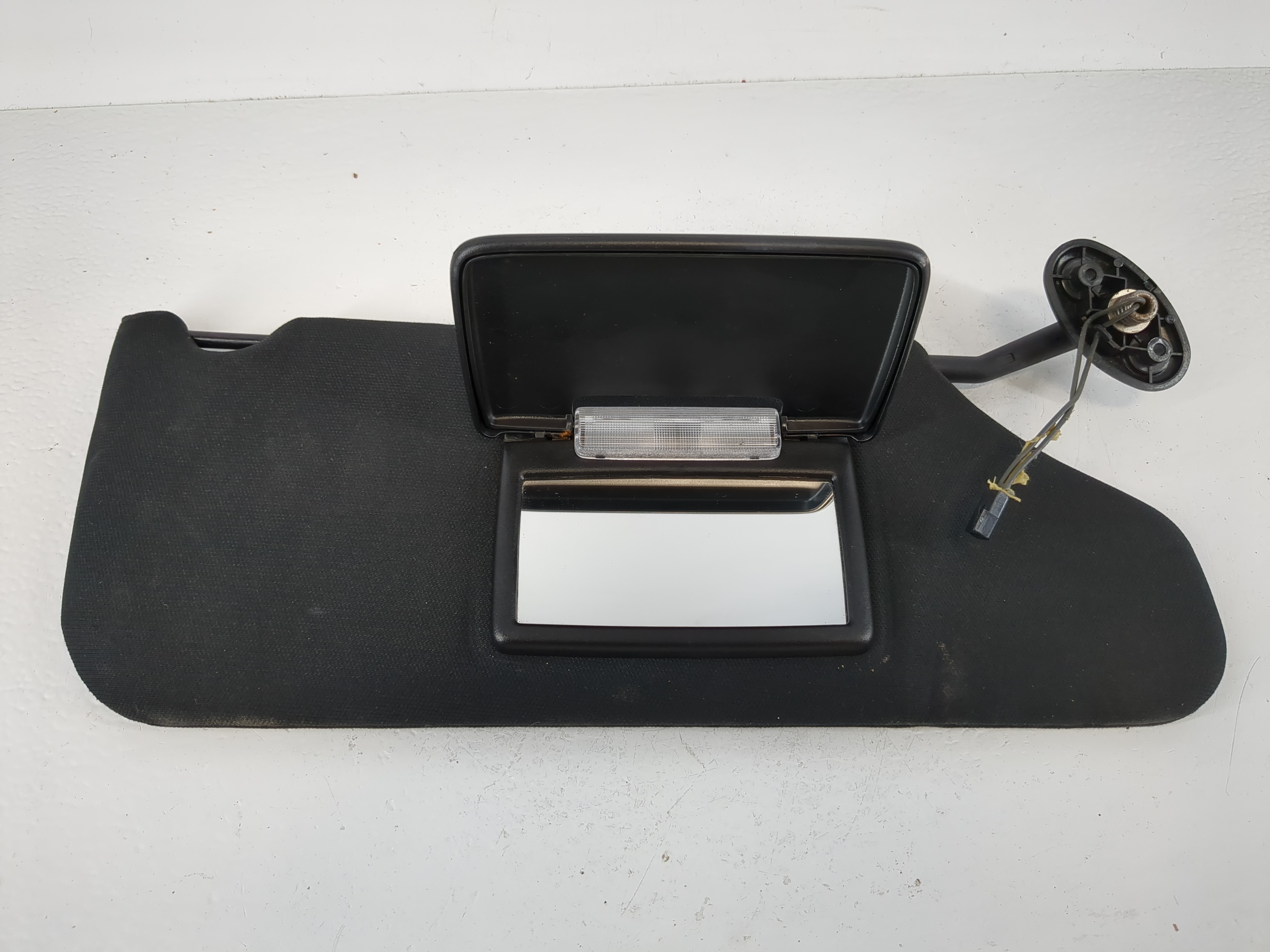Picture of 2011-2014 Dodge Avenger Passenger Sun Visor Mirror Right Sunvisor Black 1024942