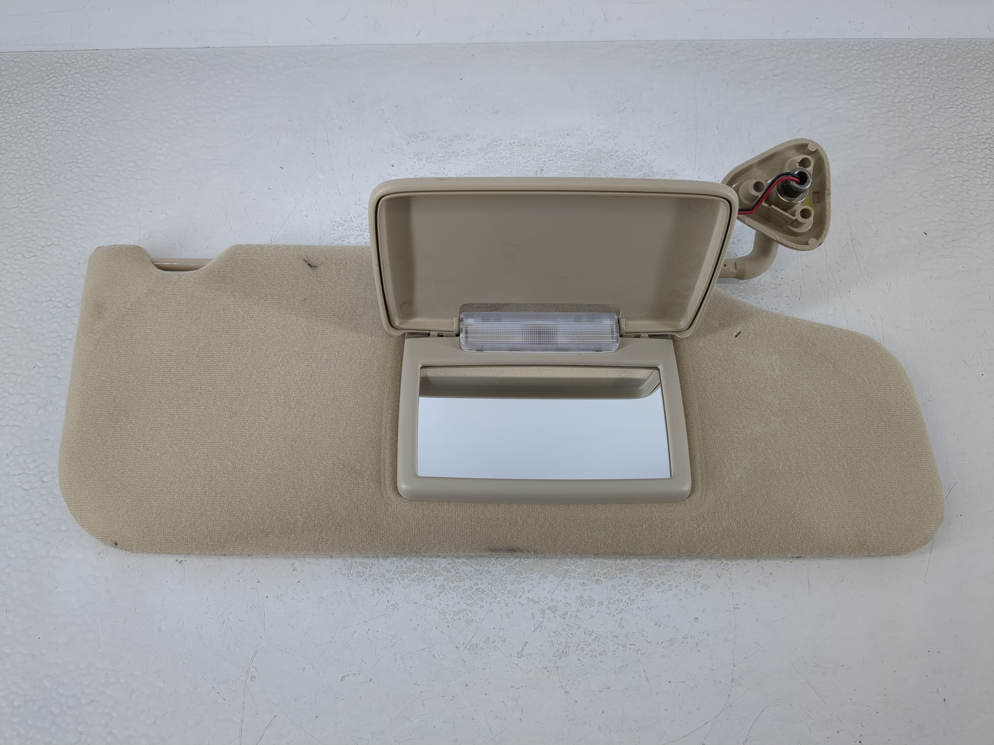 Picture of 2005-2007 Ford Freestyle Passenger Sun Visor Mirror Right Sunvisor 1025221