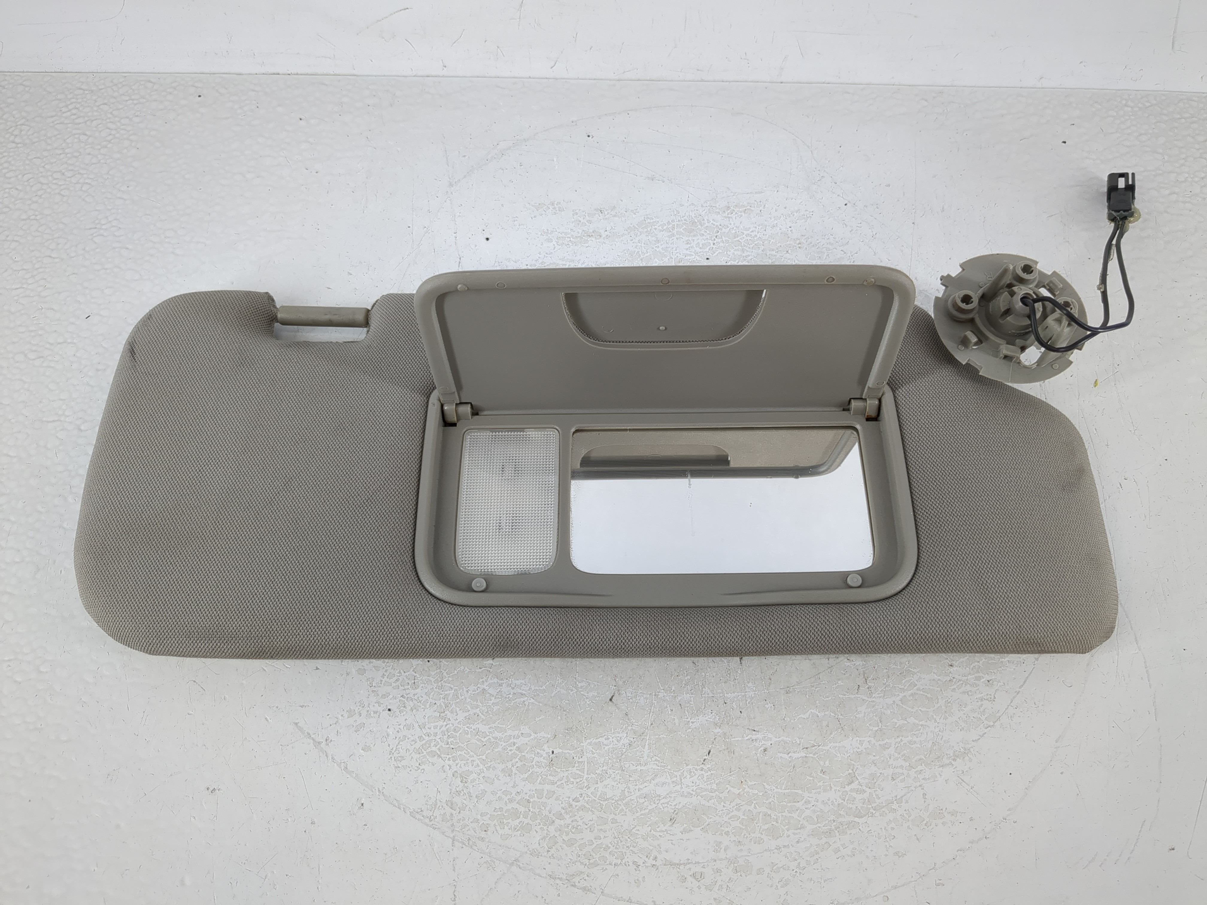 Picture of 2008-2010 Saturn Vue Passenger Sun Visor Mirror Right Sunvisor Grey 1025238