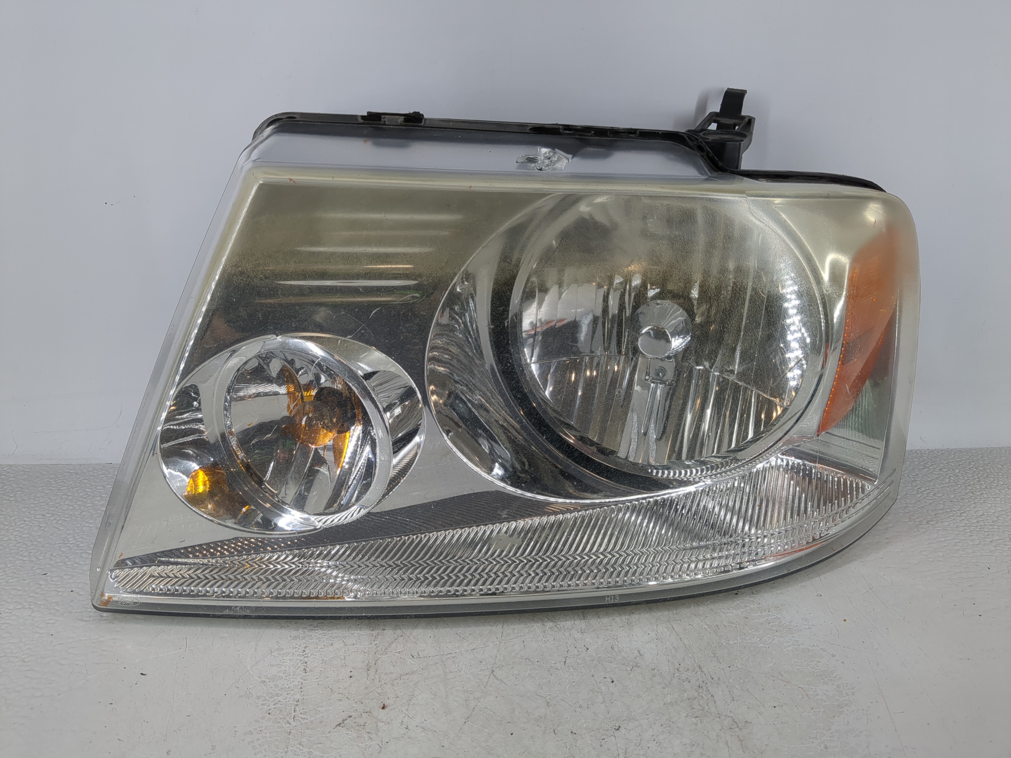 2004-2008 Ford F-150 Driver Left Oem Head Light Headlight Lamp 1030180 - Oemusedautoparts1.com