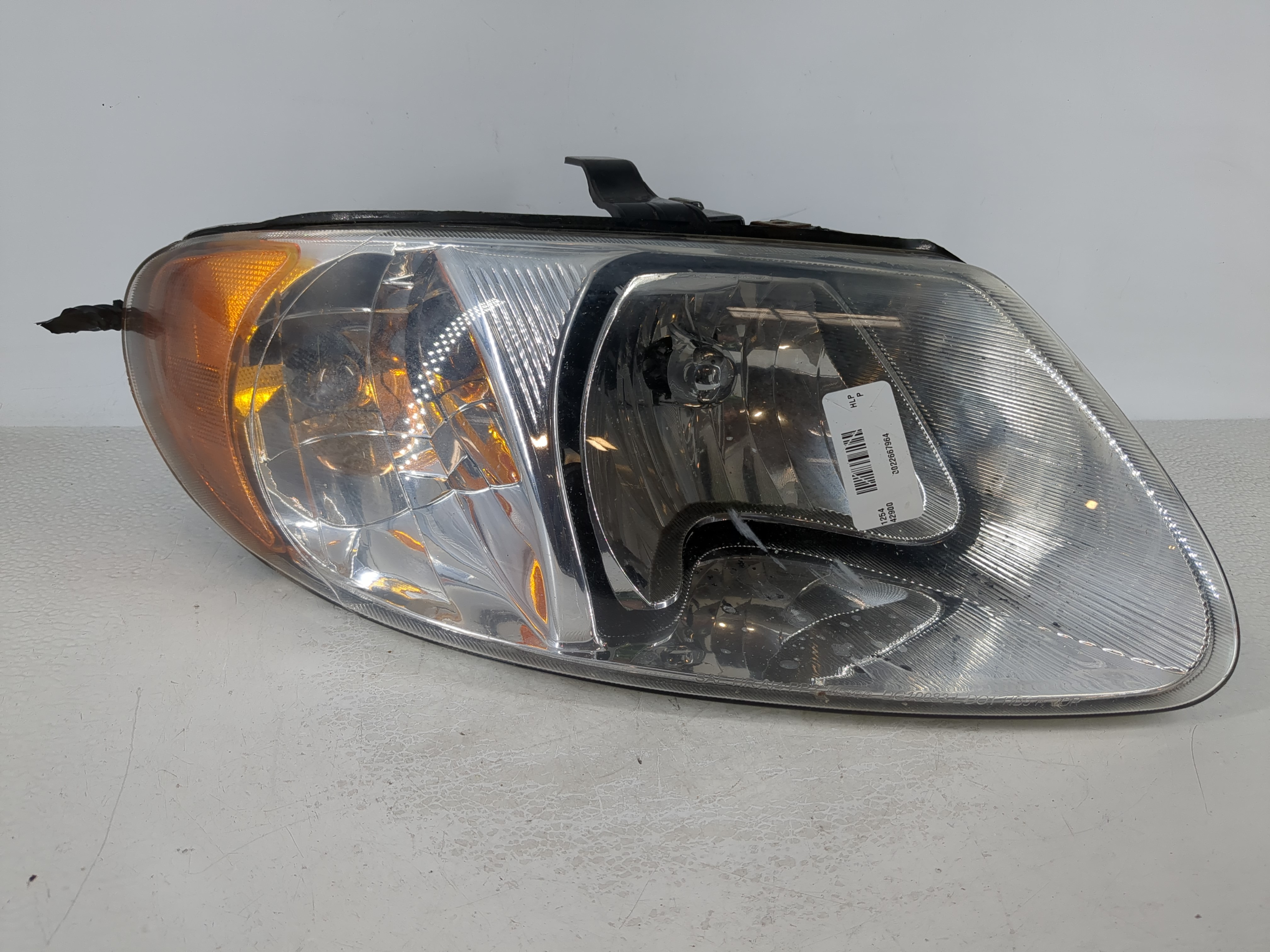 Dodge Grand Caravan Passenger Right Oem Head Light Headlight Lamp 1030346 - Oemusedautoparts1.com