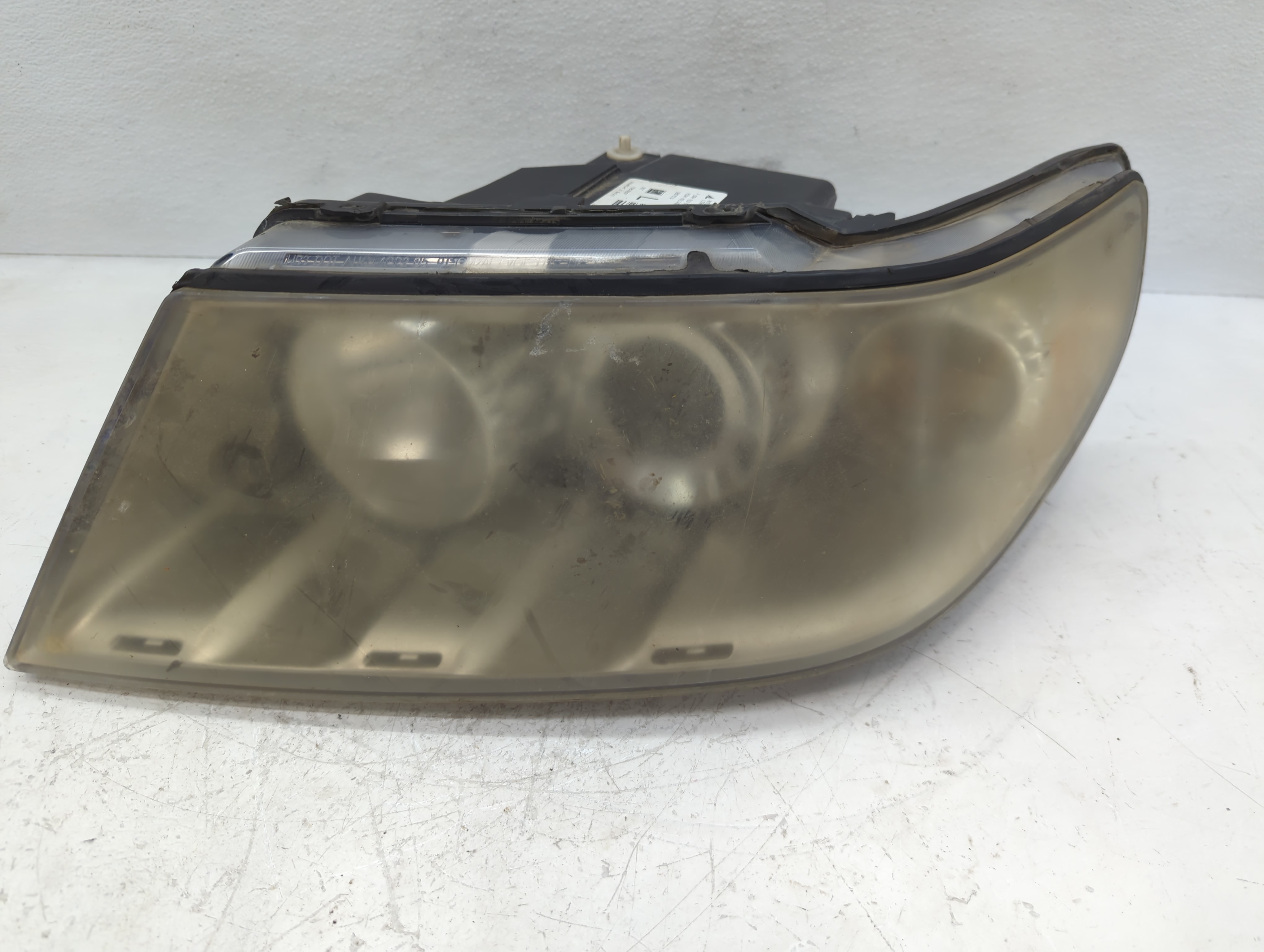 Saab 9-7 Driver Left Oem Head Light Headlight Lamp 1030456 - Oemusedautoparts1.com