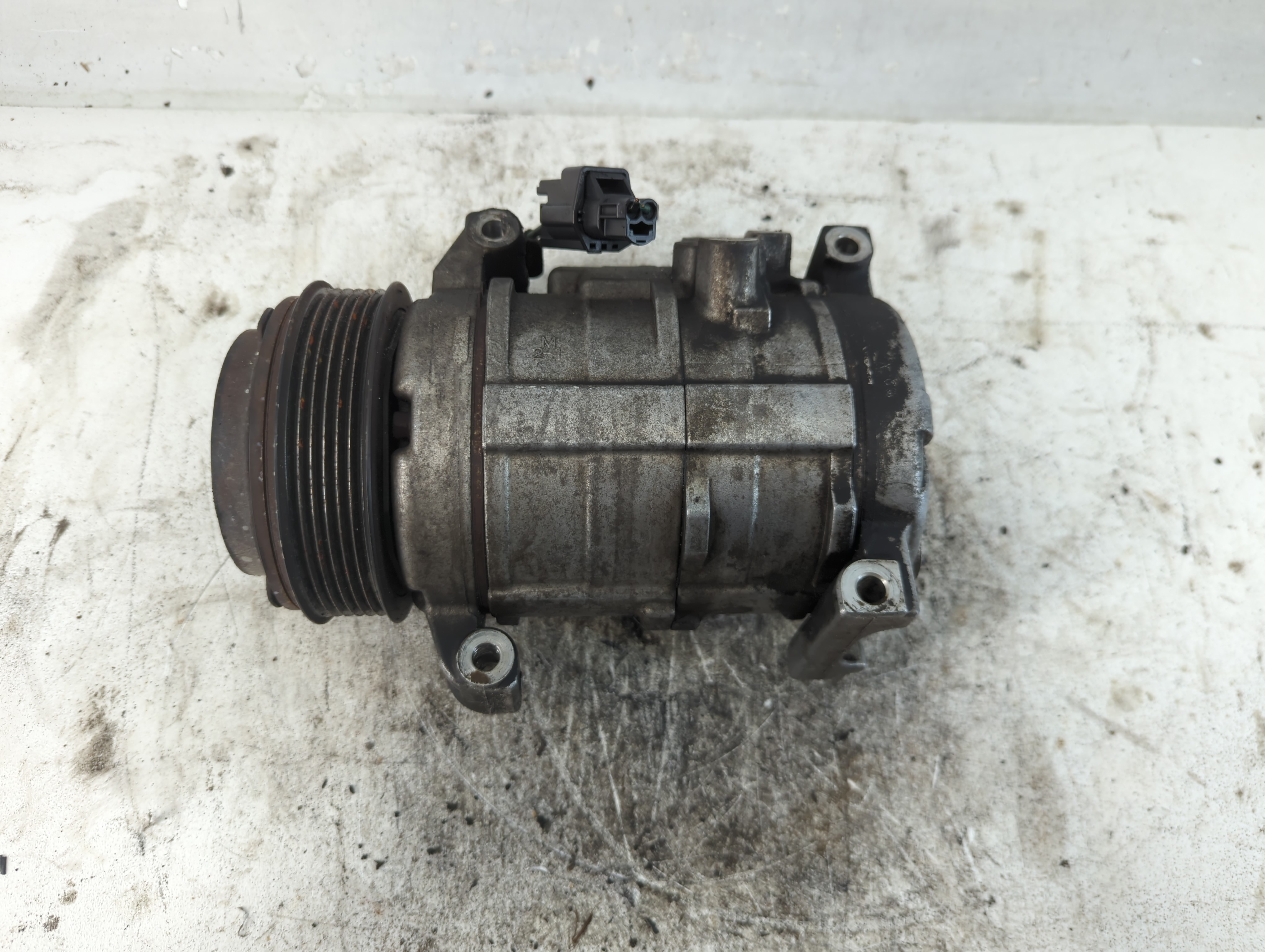 Picture of 2008-2012 Buick Enclave Air Conditioning A/c Ac Compressor Oem 1030727