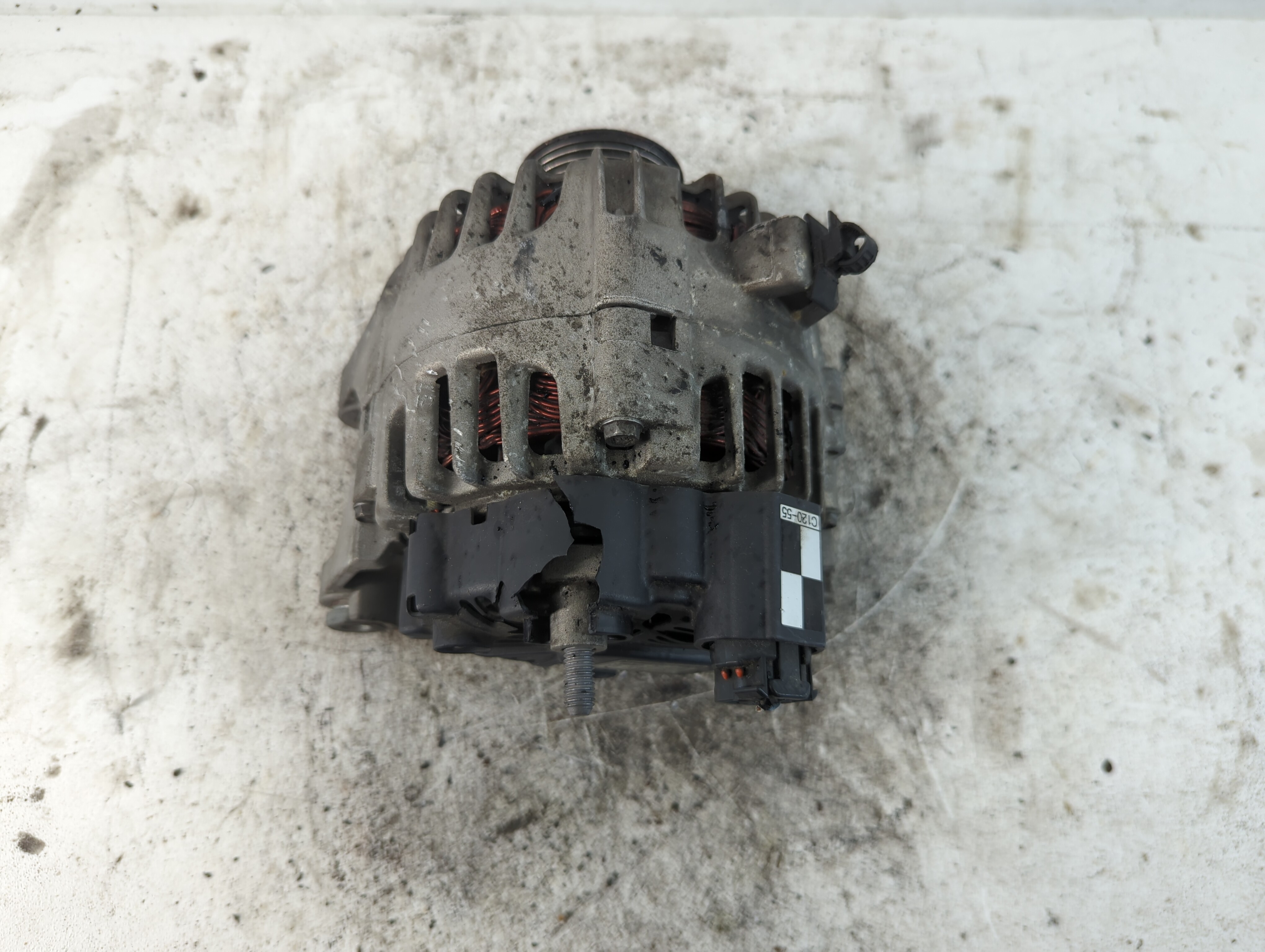2013 Hyundai Genesis Alternator Generator Charging Assembly Engine Oem 1031477 - Oemusedautoparts1.com