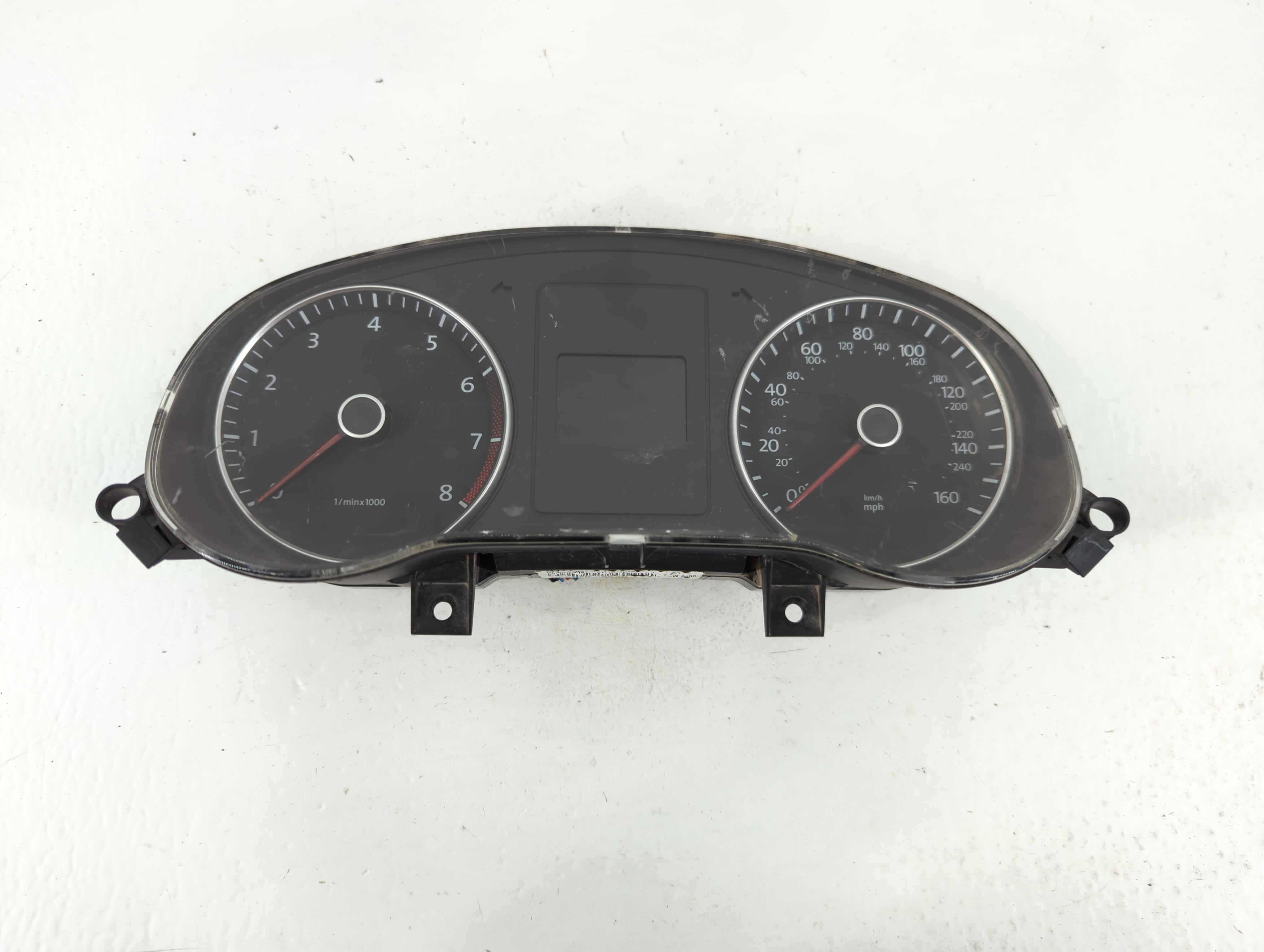 2014-2014 Volkswagen Jetta Speedometer Instrument Cluster Gauges 1034547 - Oemusedautoparts1.com
