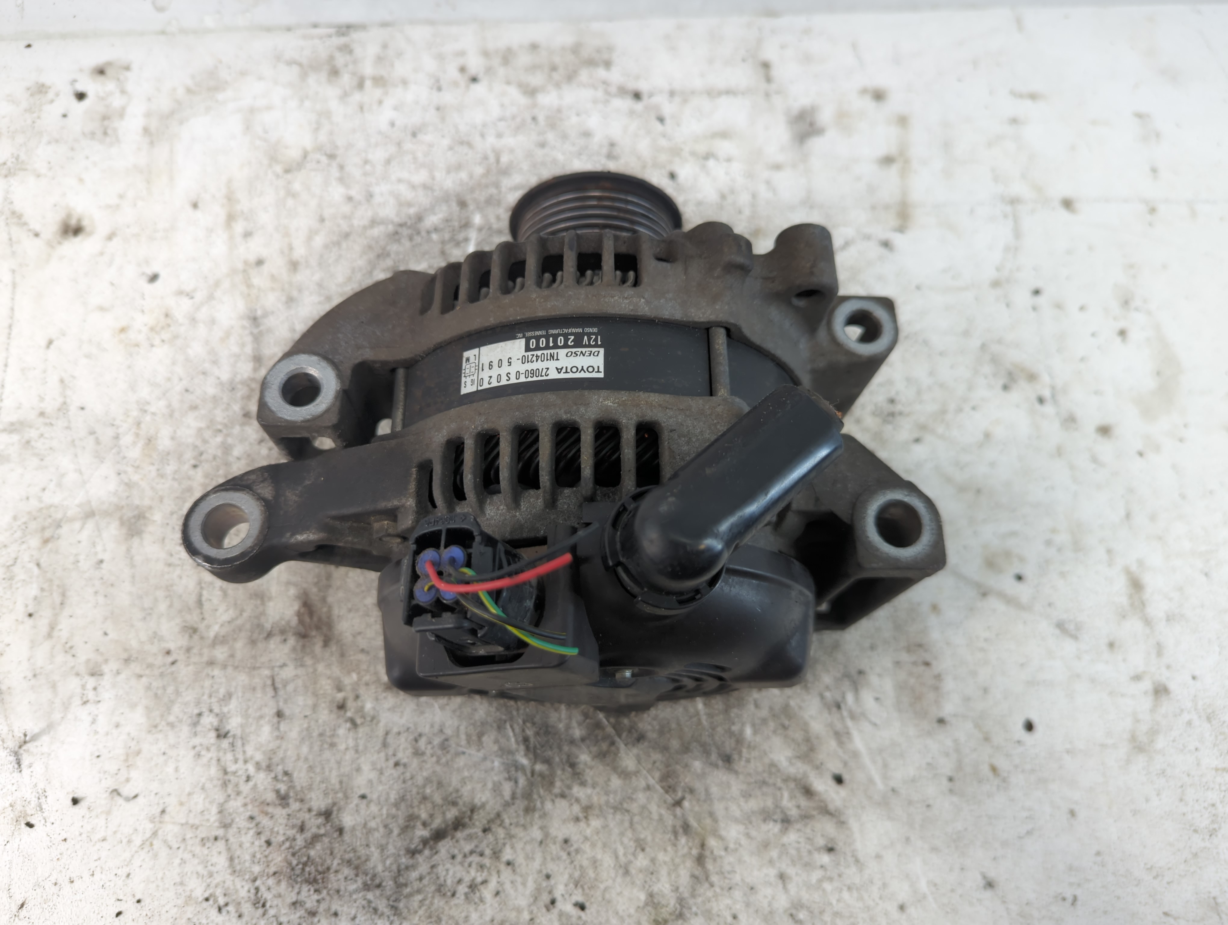 Picture of 2007 Toyota Tundra Alternator Generator Charging Assembly Engine Oem 1034558