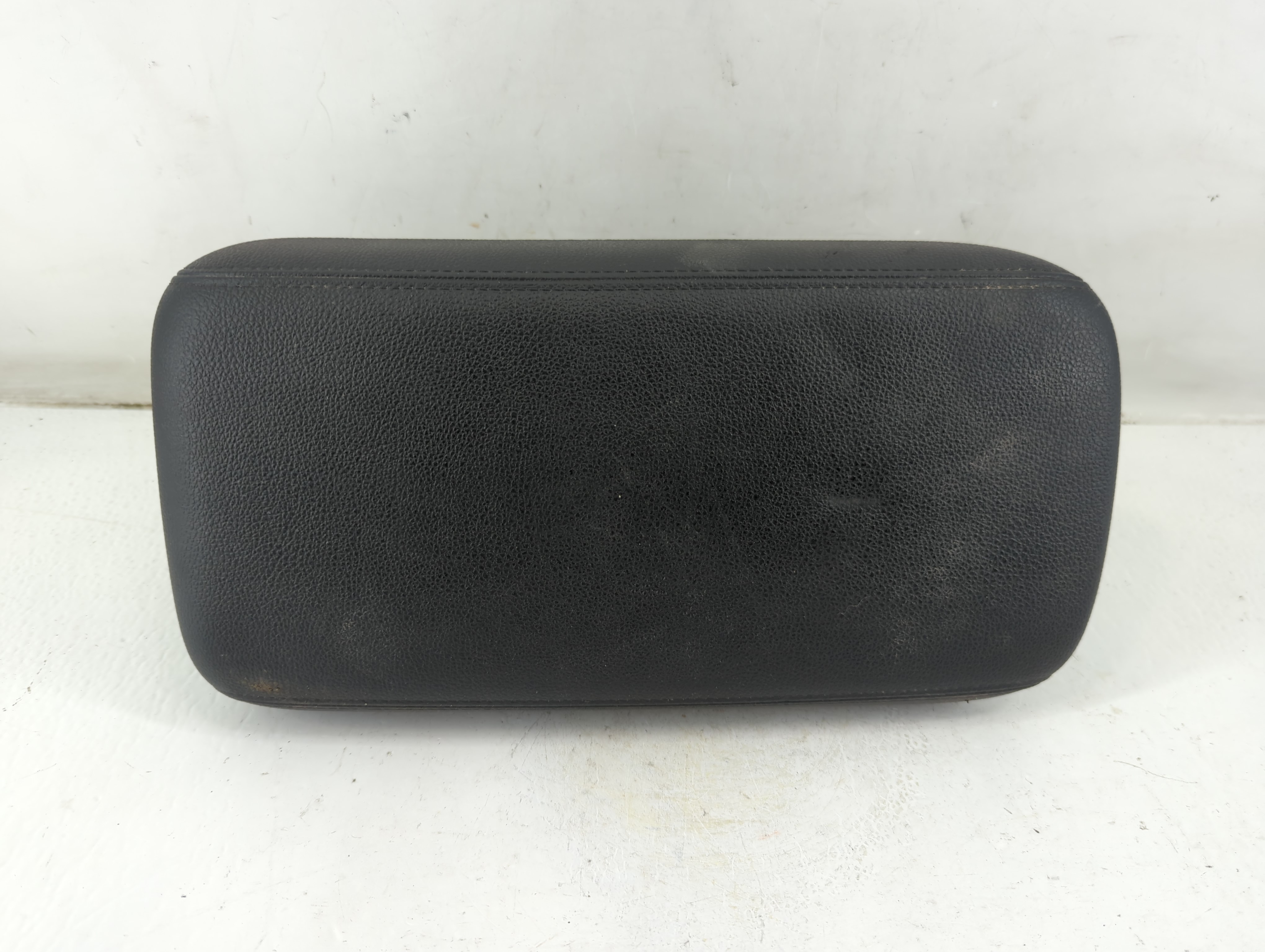Picture of 2022 Mitsubishi Outlander Sport Center Console Armrest Cover Lid Black 1034570