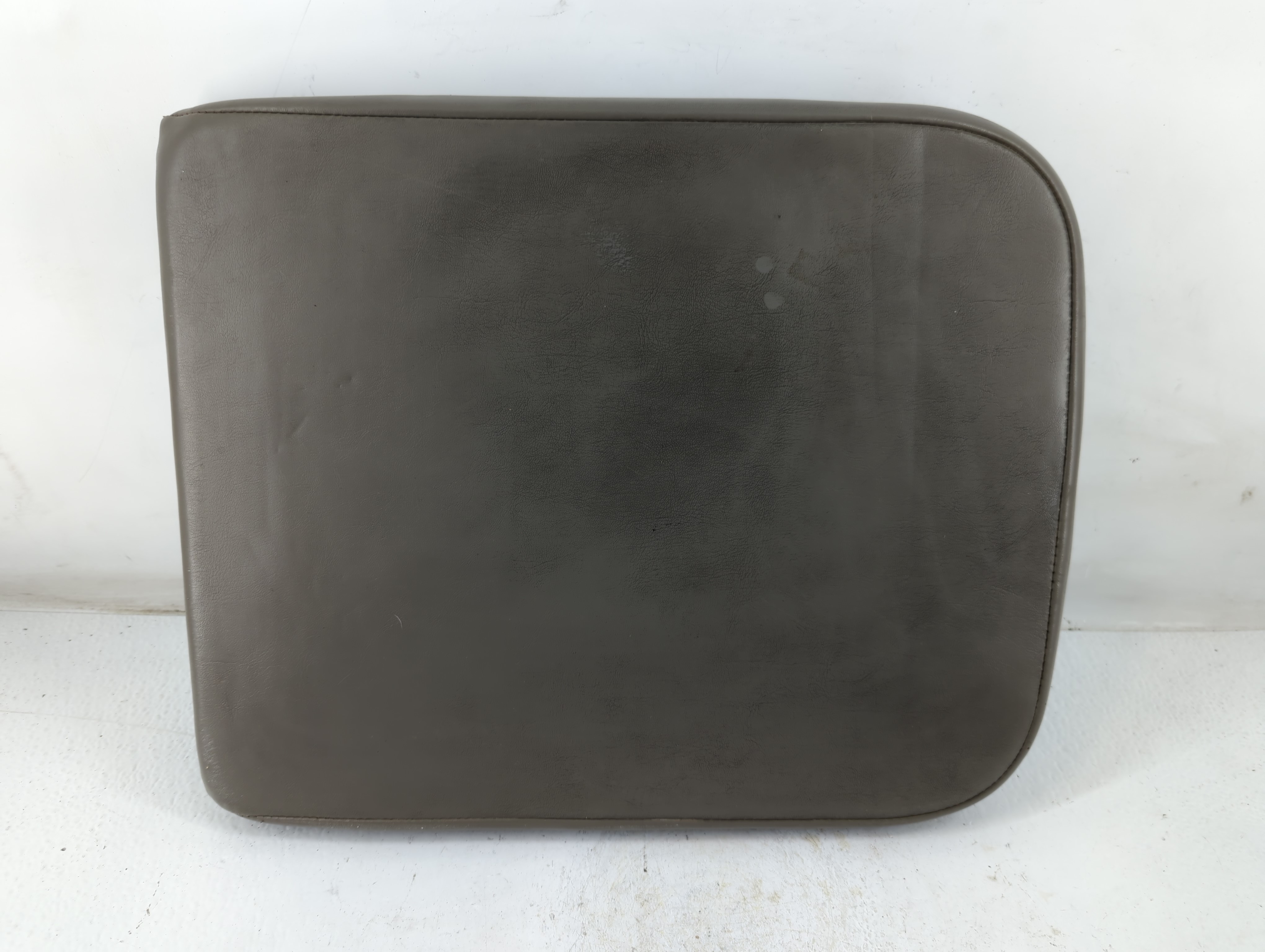 2007 Dodge Ram 1500 Center Console Armrest Cover Lid Dark Gray 1034575 - Oemusedautoparts1.com