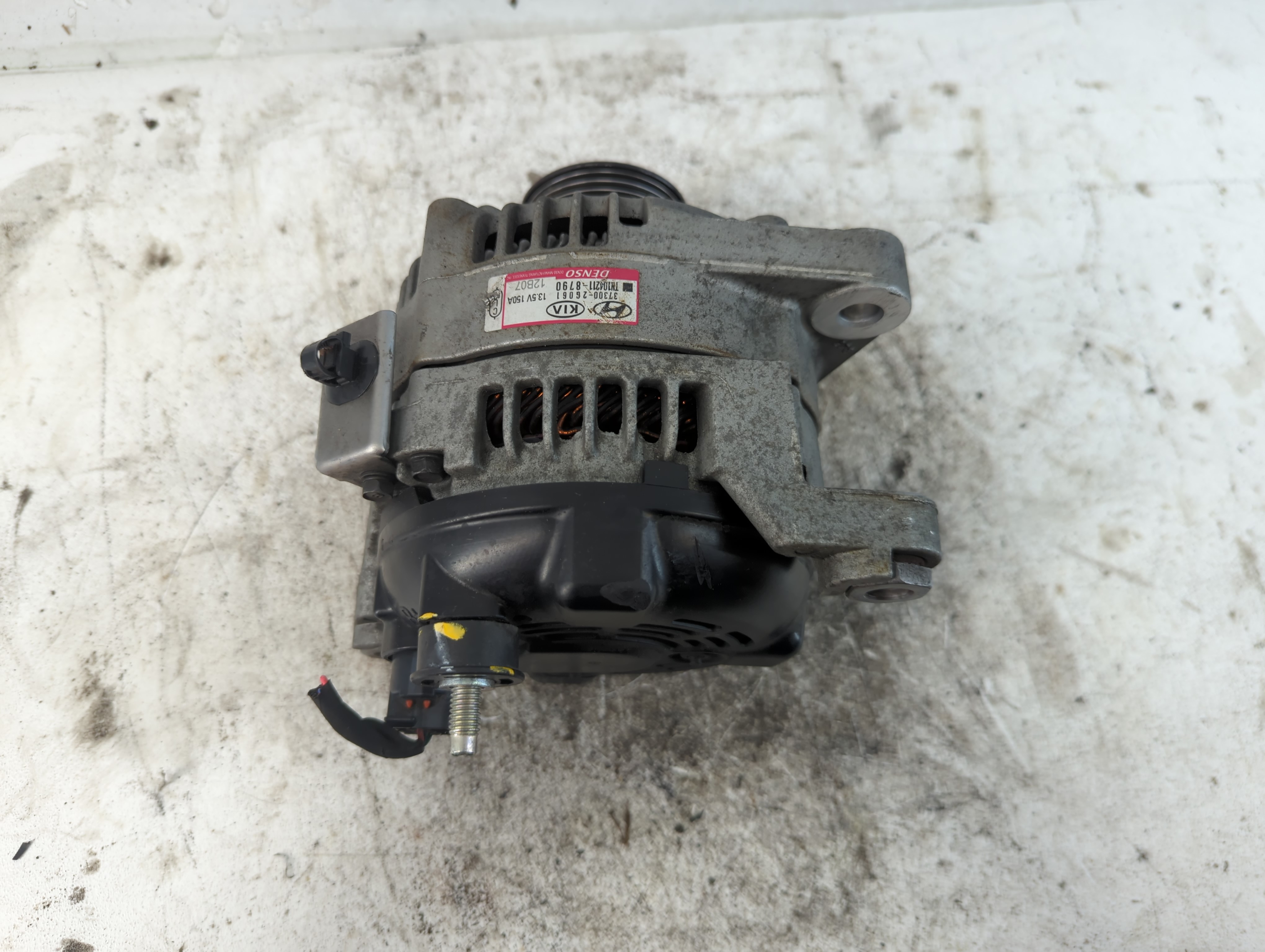 Picture of 2016-2020 Kia Optima Alternator Generator Charging Assembly Engine Oem 1034591