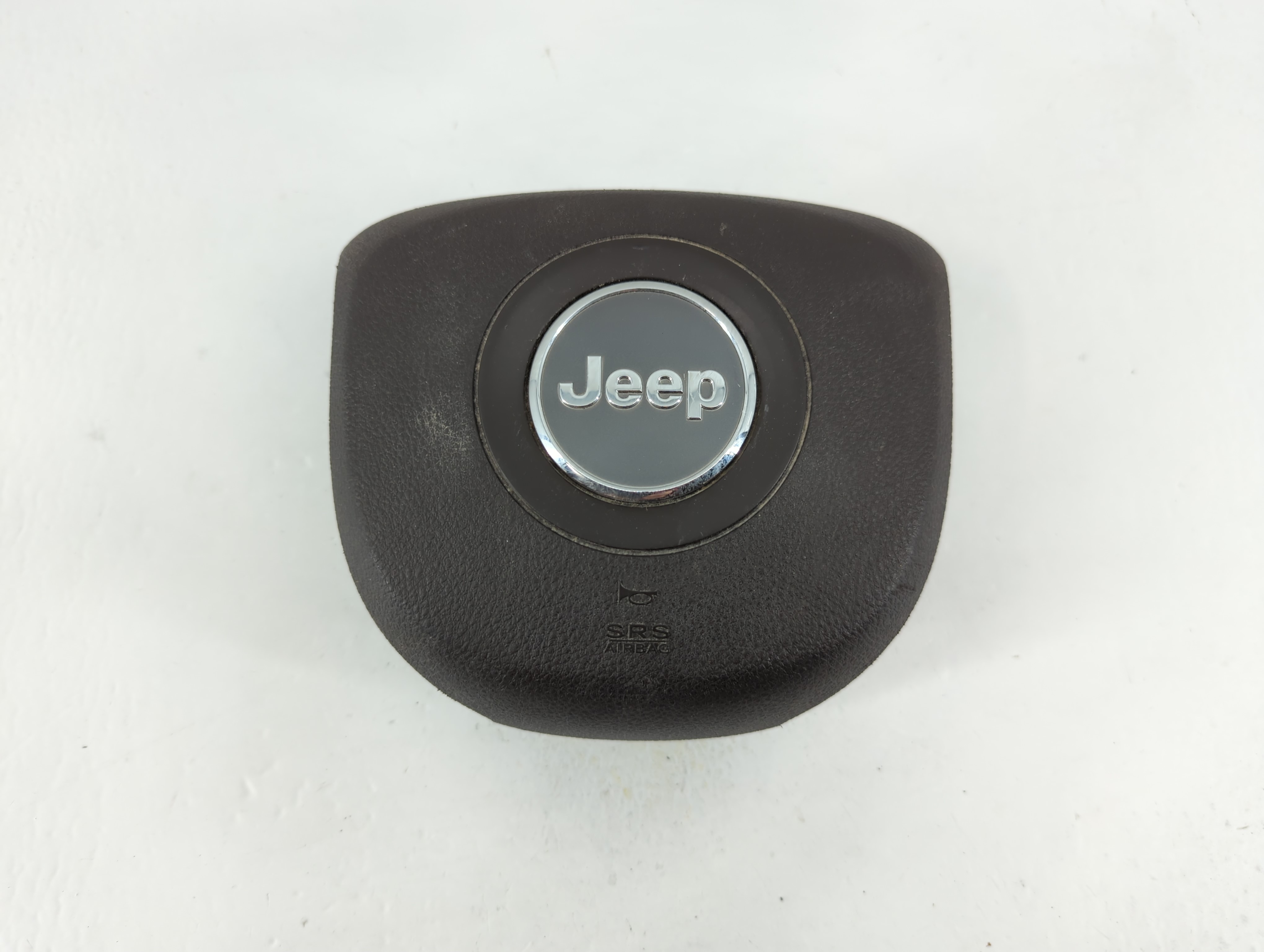 2014-2015 Jeep Grand Cherokee Air Bag Driver Left Steering Wheel Mounted 1034607 - Oemusedautoparts1.com