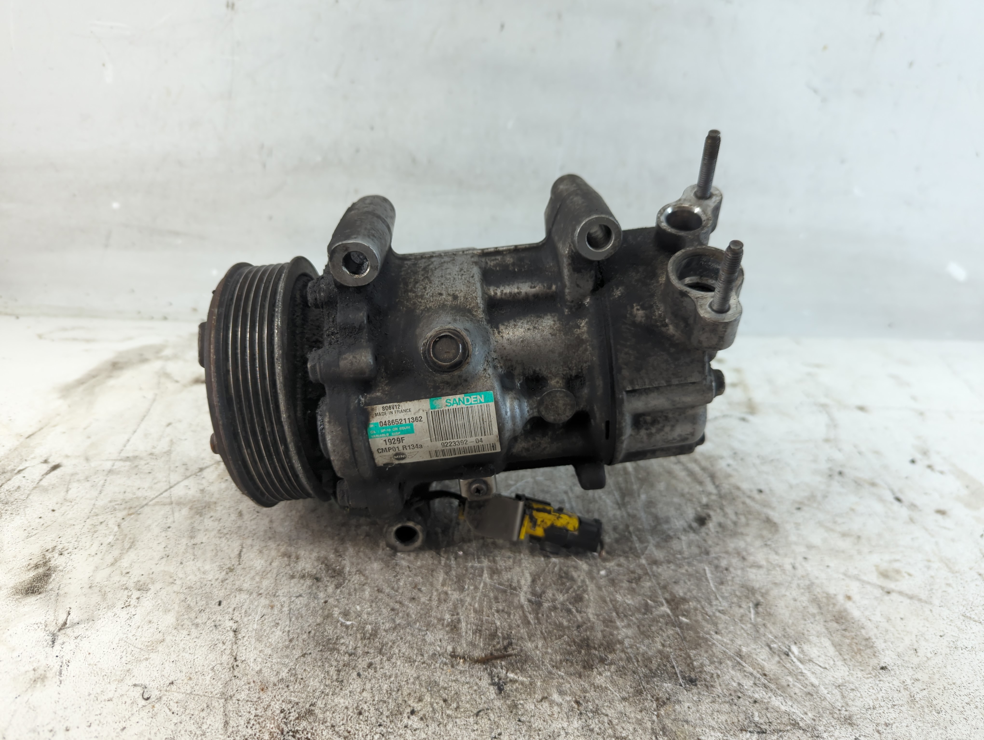 2011-2016 Mini Cooper Countryman Air Conditioning A/c Ac Compressor Oem 1034624 - Oemusedautoparts1.com