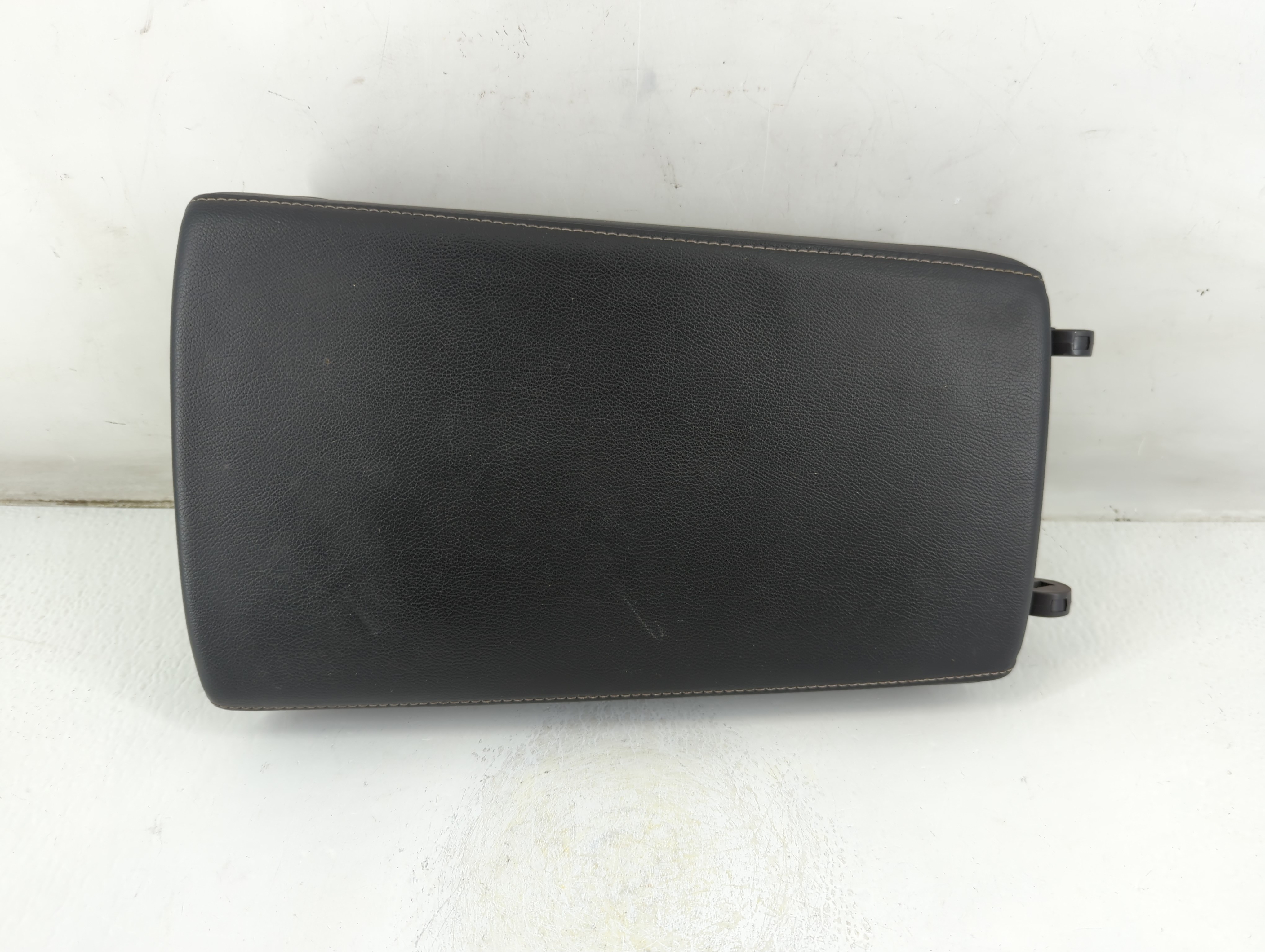 2018-2020 Honda Accord Center Console Armrest Cover Lid 1034826 - Oemusedautoparts1.com