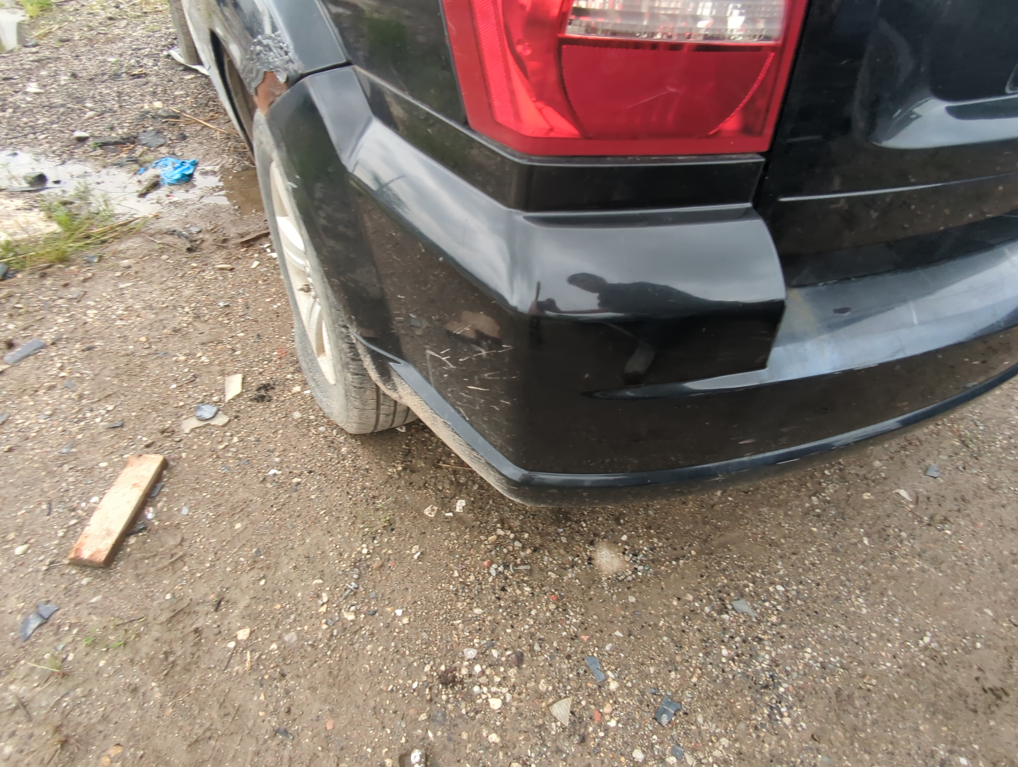 Picture of 2007-2012 Dodge Caliber Rear Bumper Assembly Oem 1035089