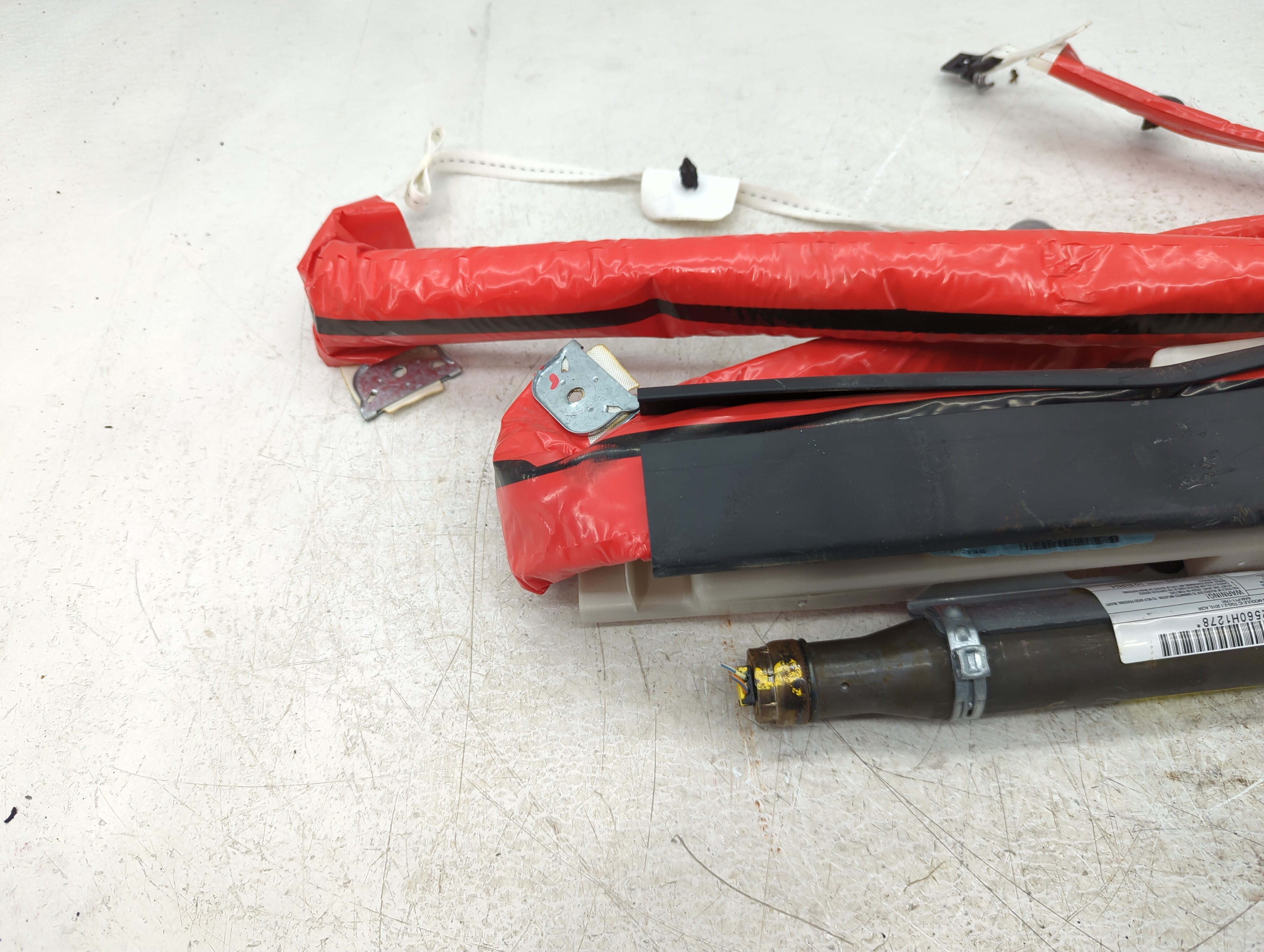 Picture of 2010 Dodge Journey Passenger Curtain Air Bag Oem 1035165