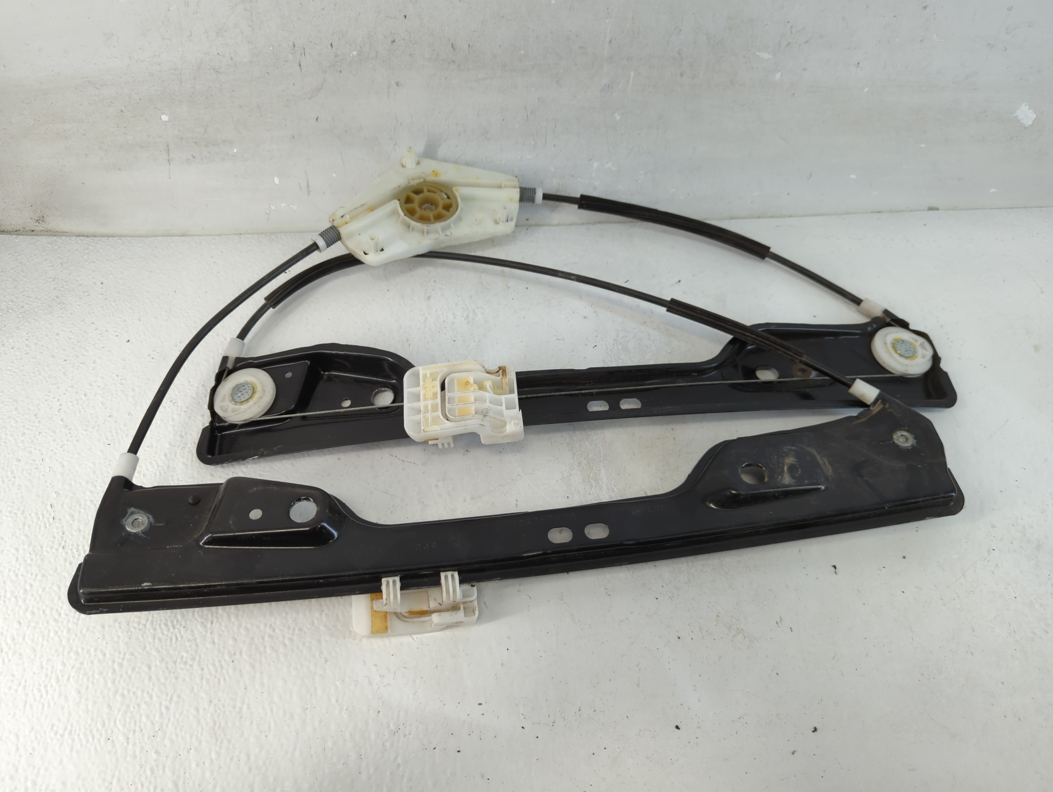 Picture of 2010 Dodge Journey Window Regulator Passenger Front 1035170
