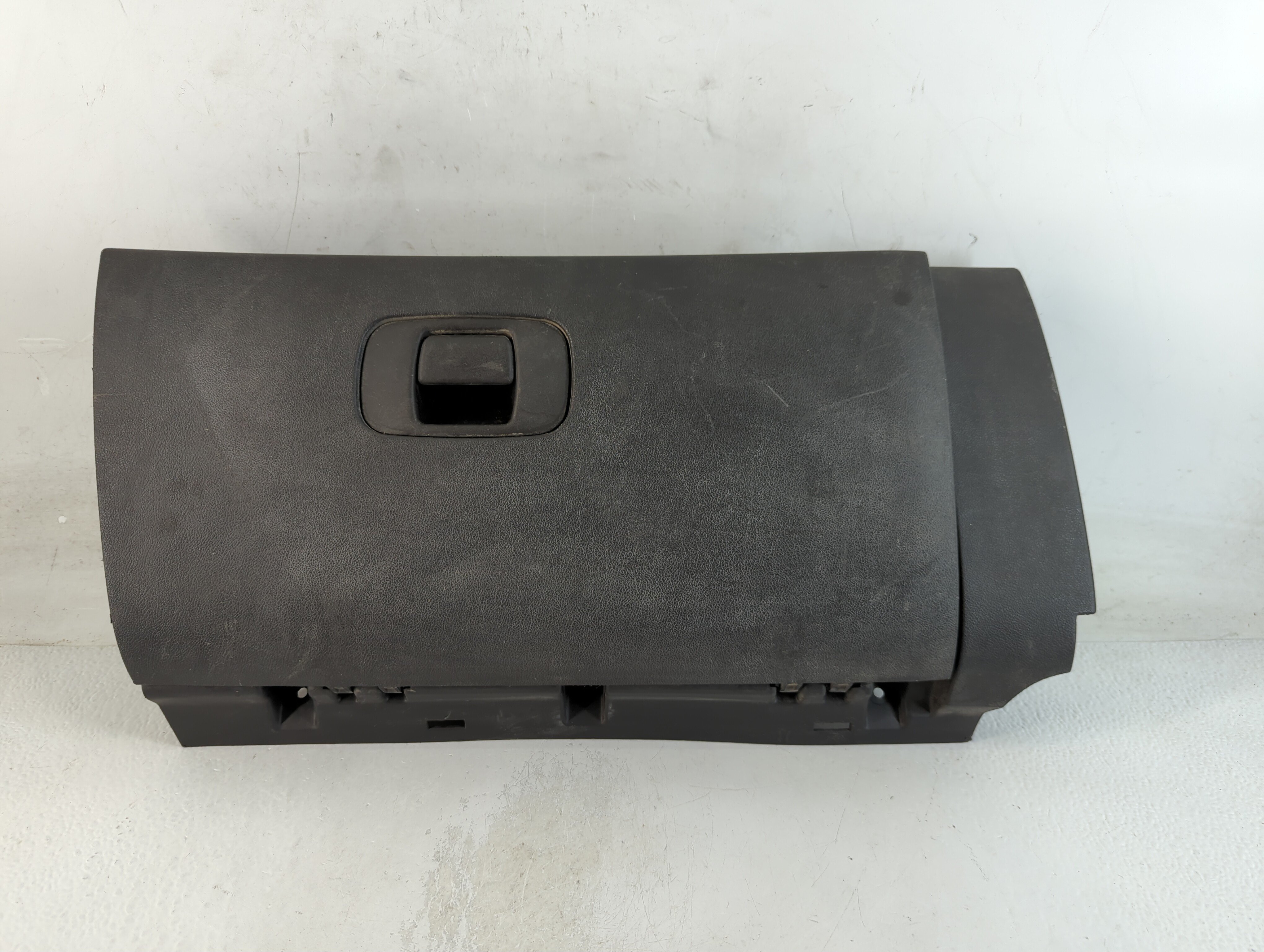 Picture of 2008 Pontiac G6 Passenger Glove Box Door Storage Compartment 1035304