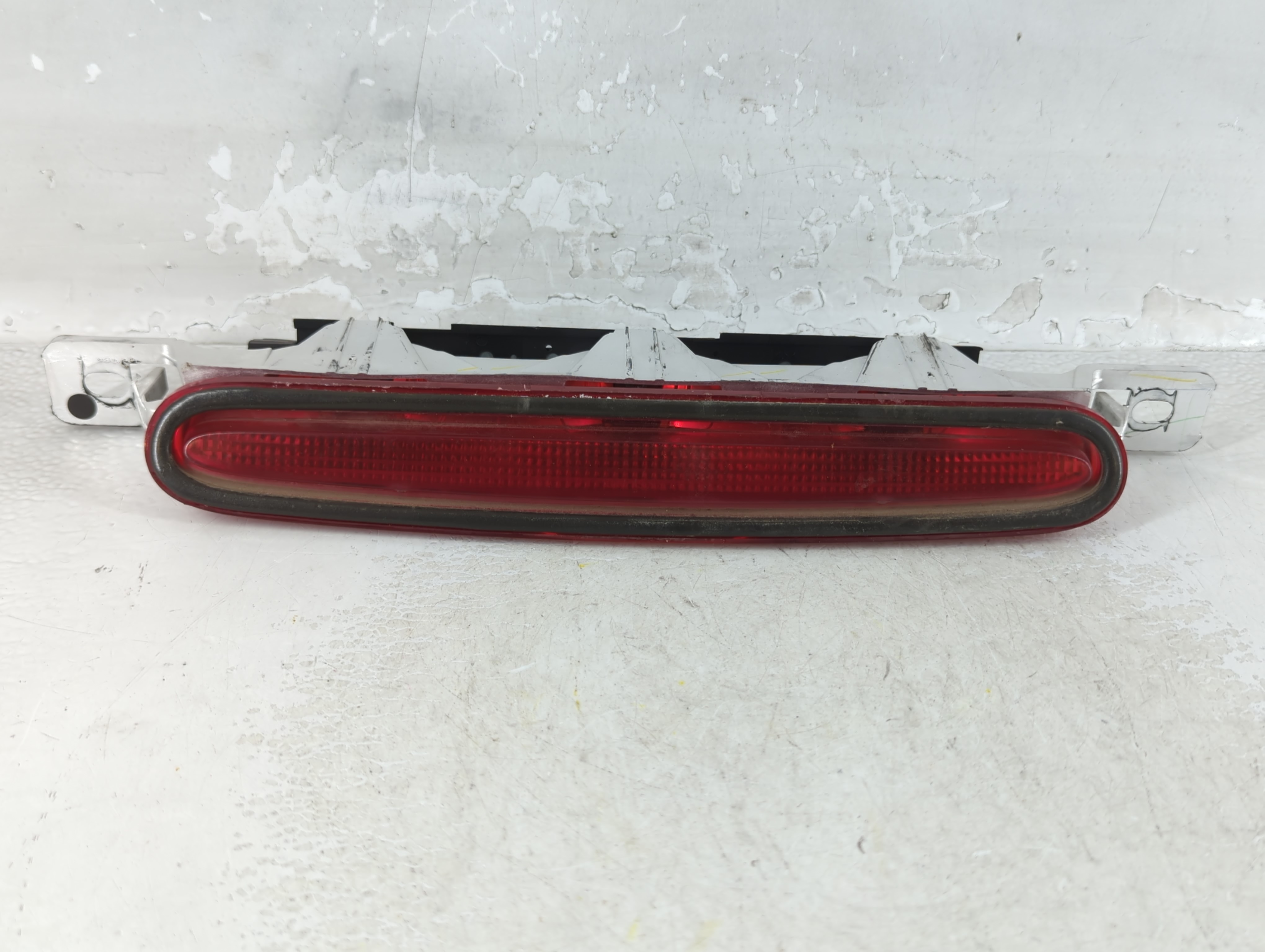 Picture of 2008 Pontiac G6 Third Brake Light Tail Light 1035349