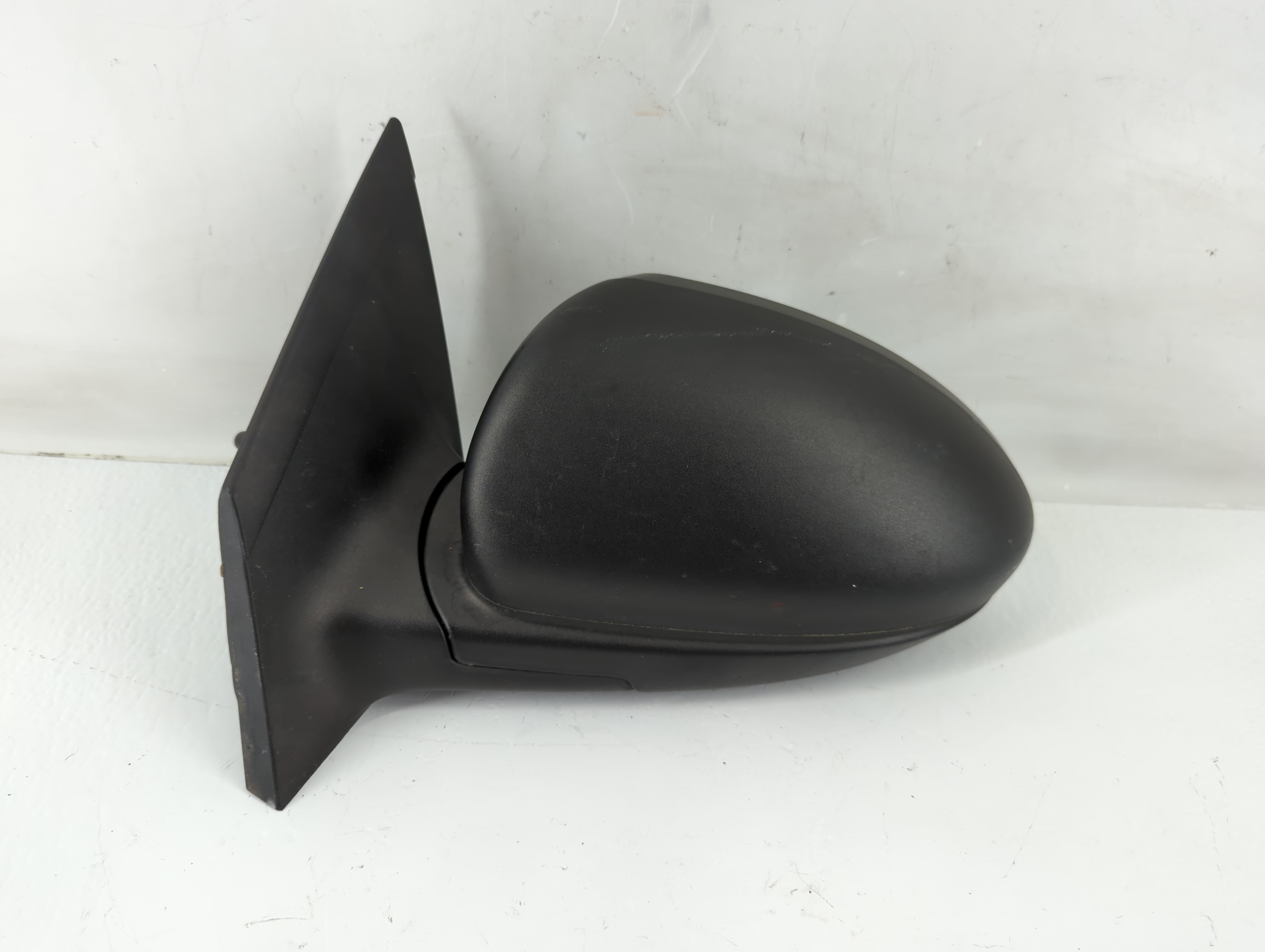 2011 Chevrolet Cruze Driver Left Side View Manual Door Mirror 1035506 - Oemusedautoparts1.com