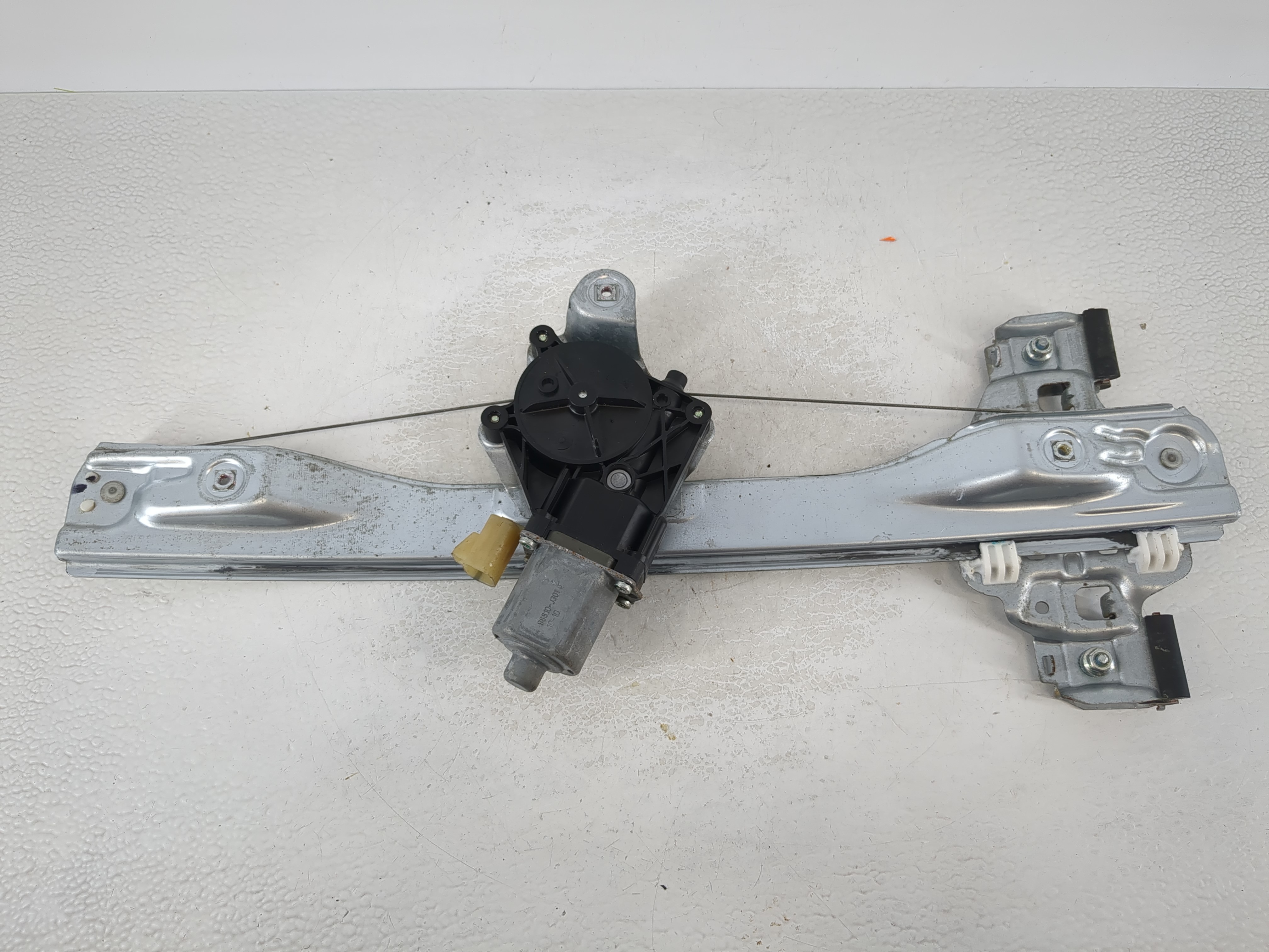 Picture of 2011-2012 Chevrolet Cruze Window Regulator Right Passenger Rear 1035527