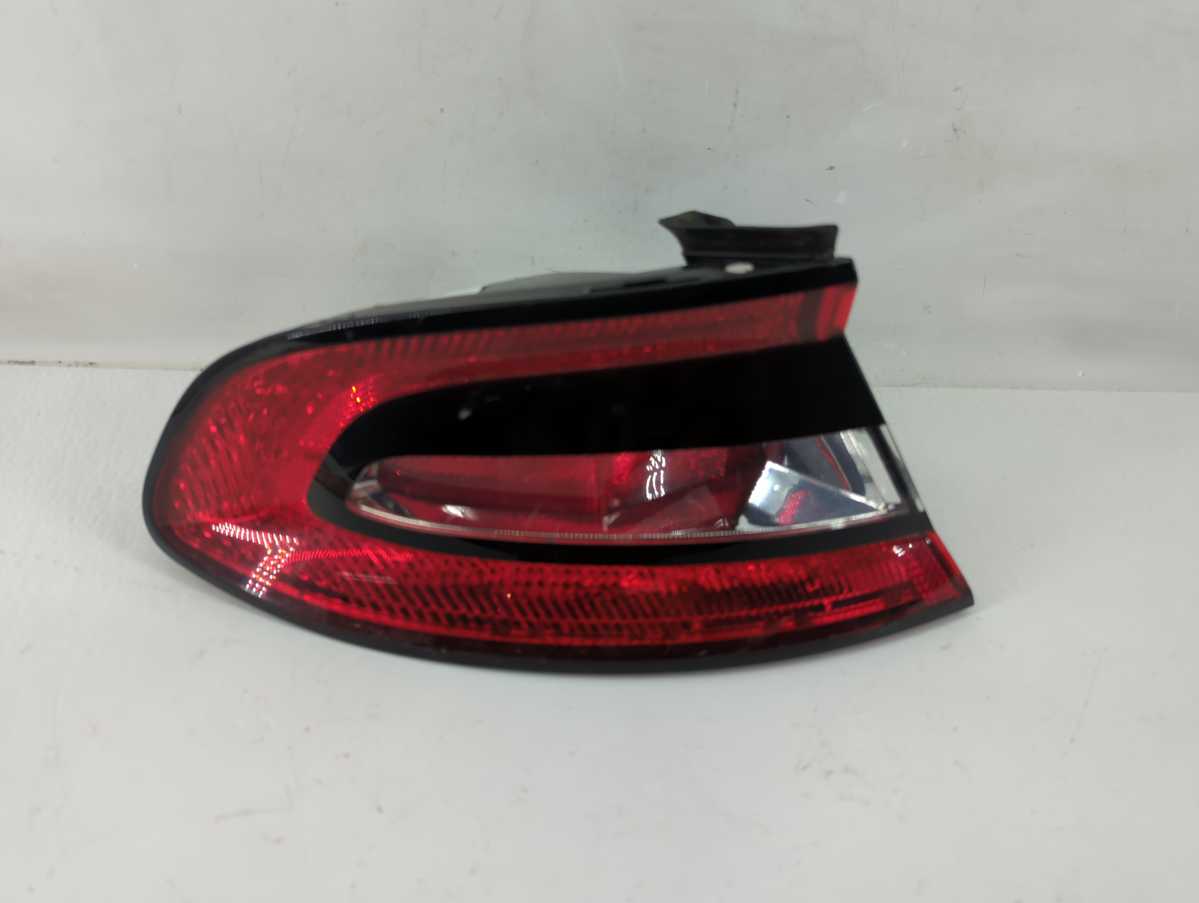 2016 Dodge Dart Driver Left Side Tail Light Taillight Oem 1035989 - Oemusedautoparts1.com