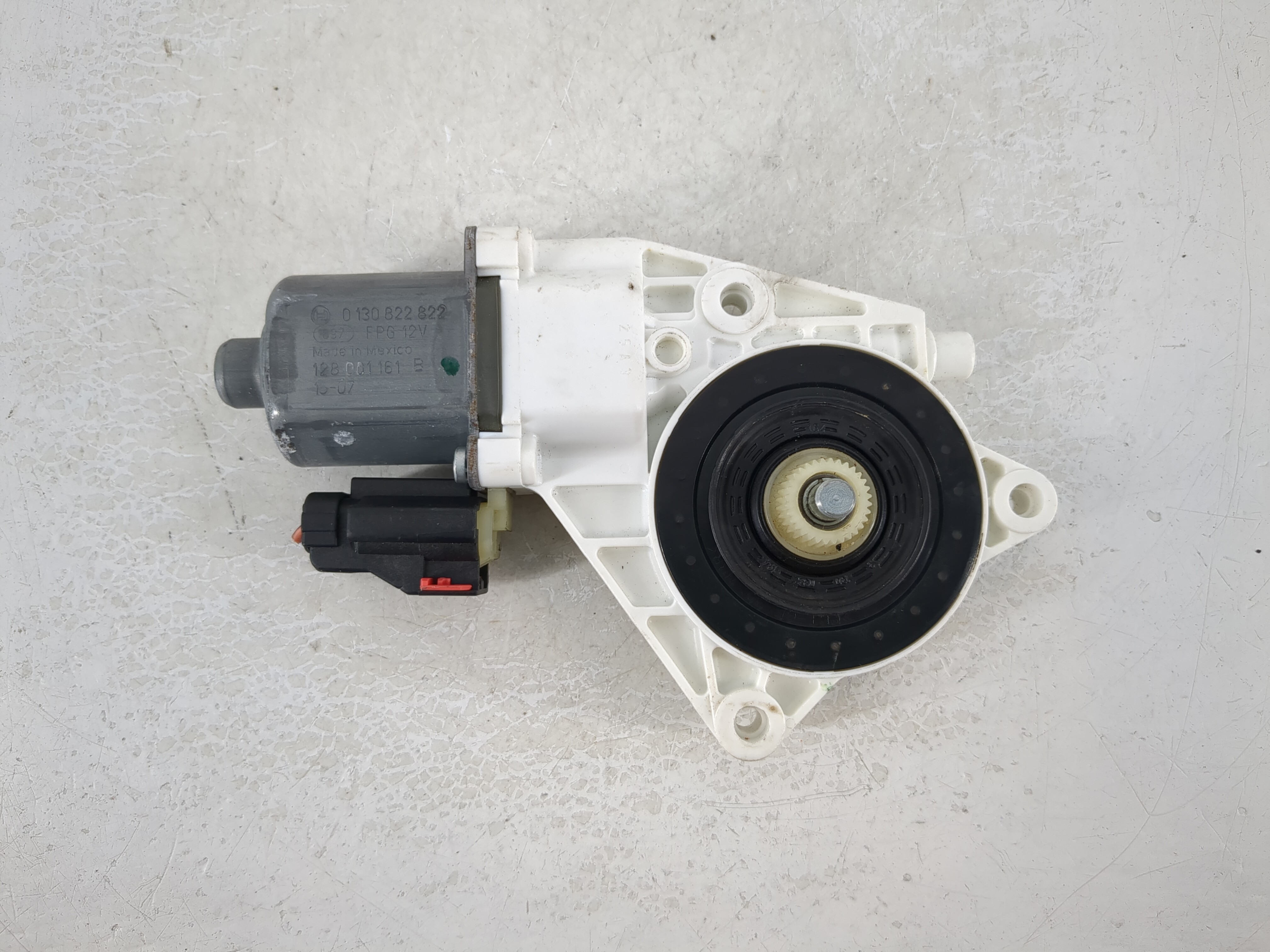 2013-2016 Dodge Dart Passenger Rear Right Power Window Motor 1036047 - Oemusedautoparts1.com