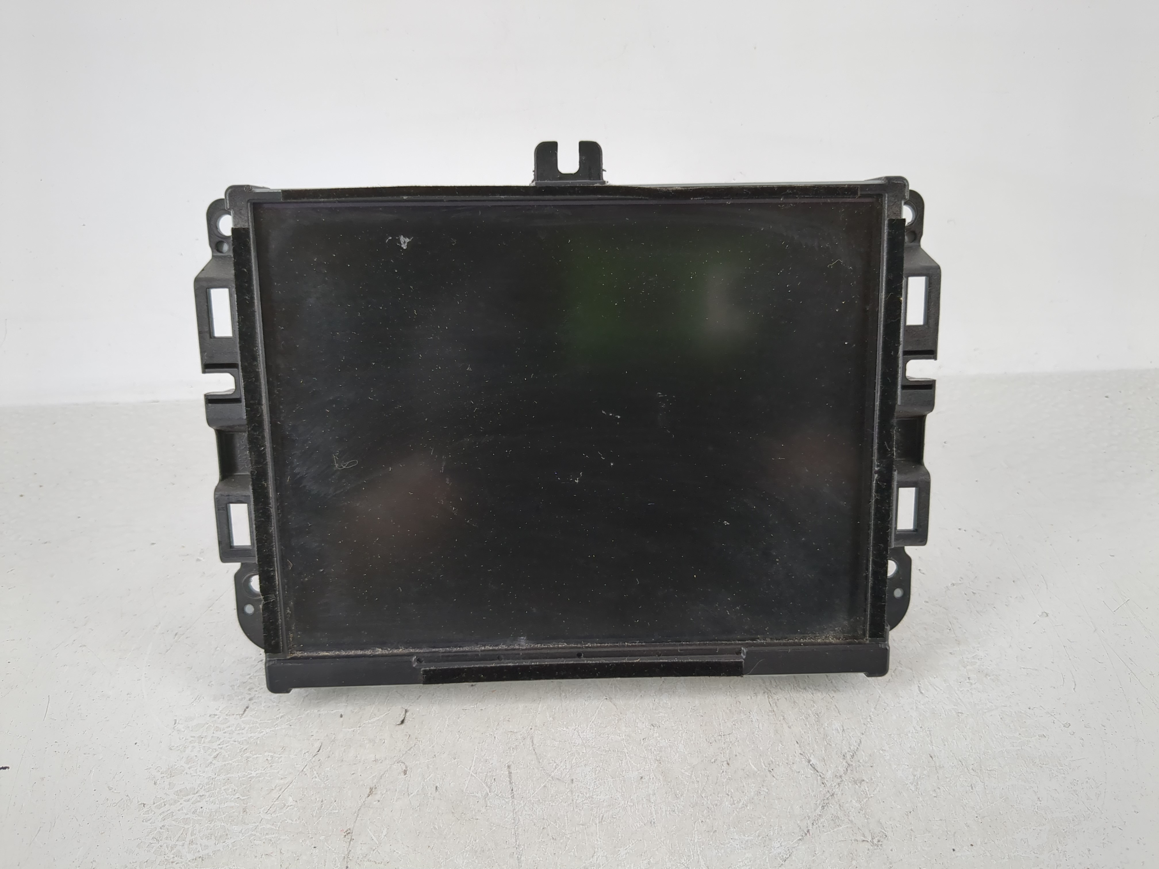Picture of 2018 Jeep Cherokee Information Display Screen Black 1036084