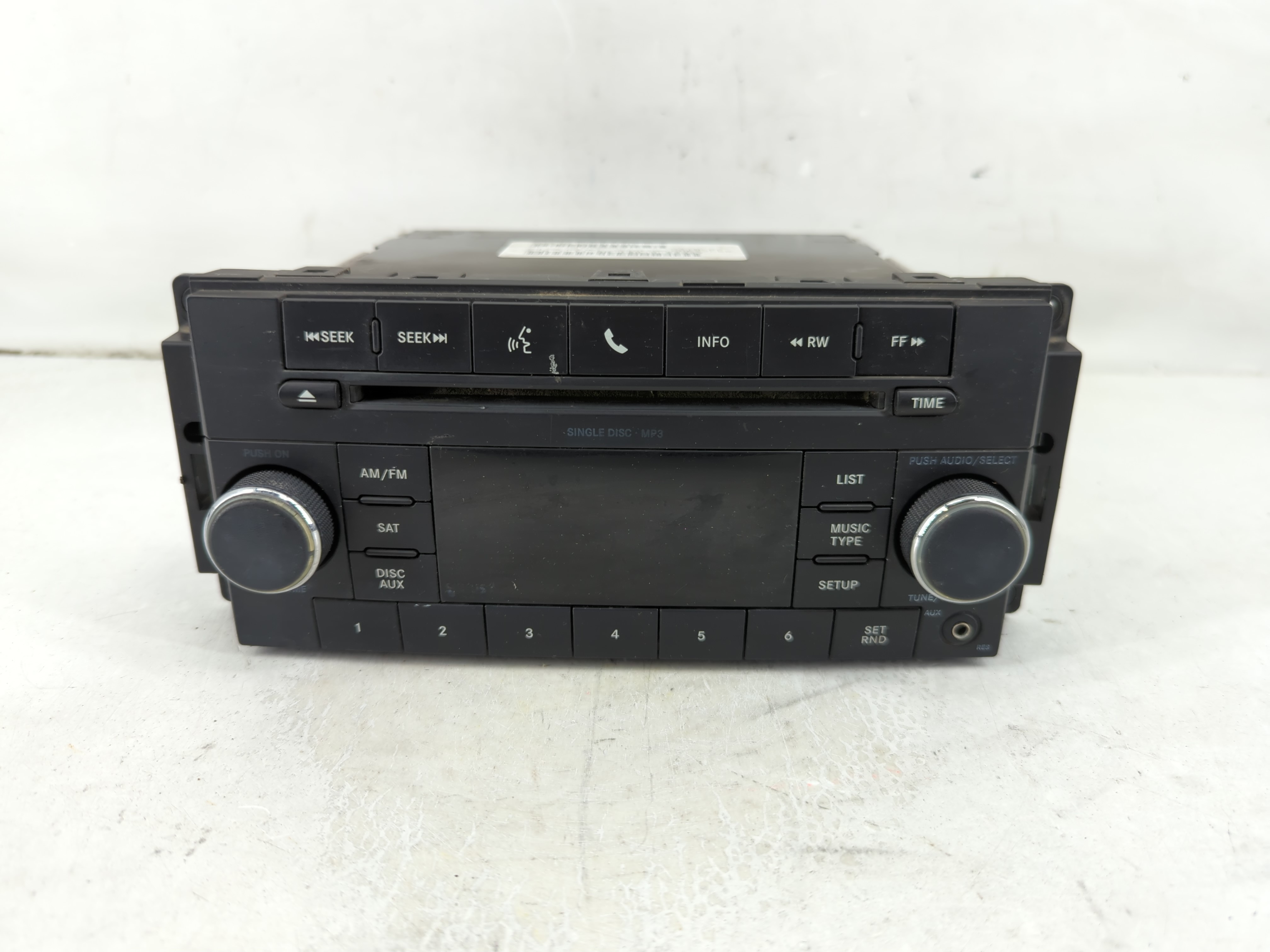 Picture of 2010-2010 Dodge Challenger Am Fm Cd Player Radio Receiver 1036149