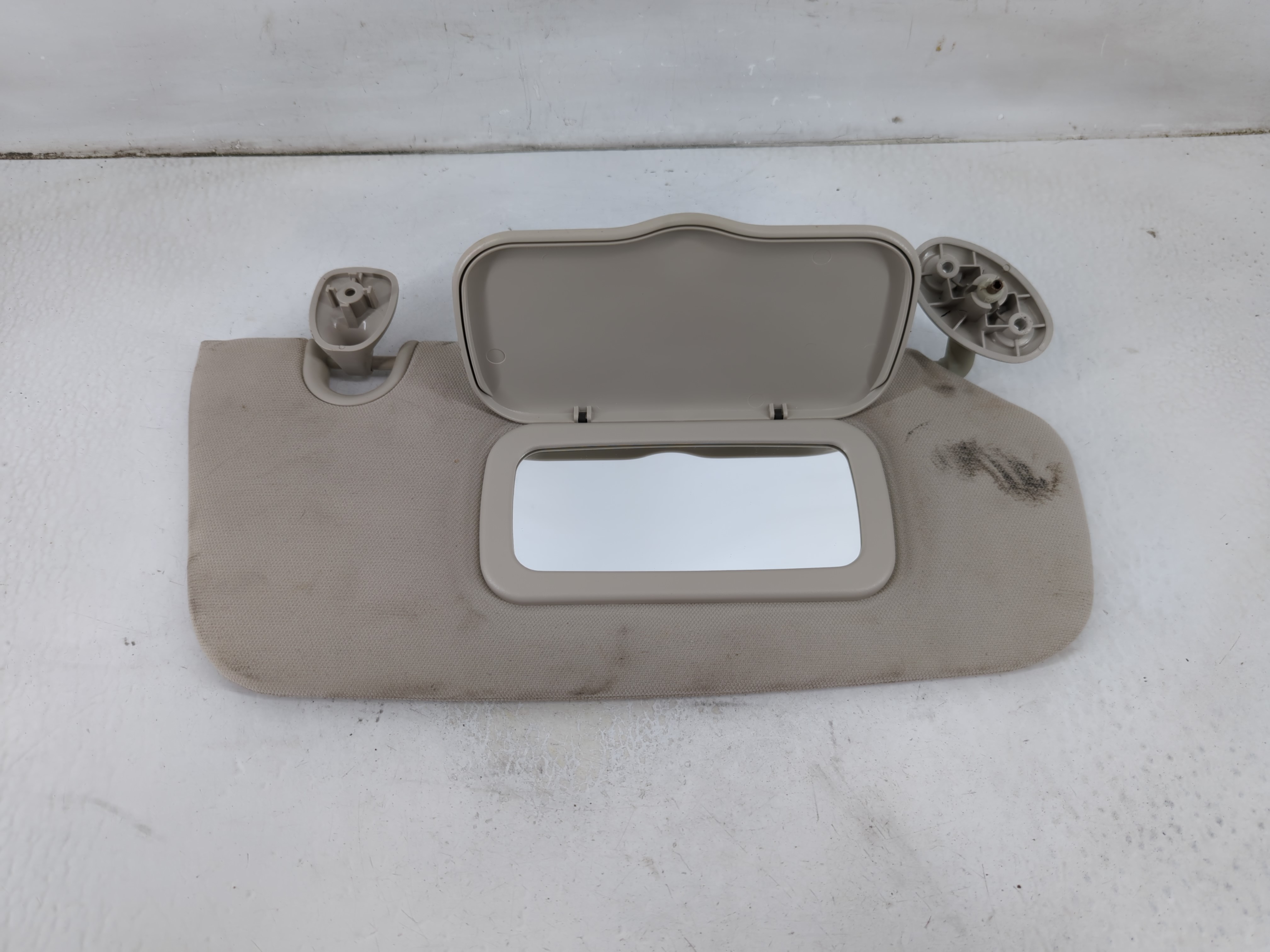 Picture of 2010-2017 Jeep Compass Passenger Sun Visor Mirror Right Sunvisor 1036349