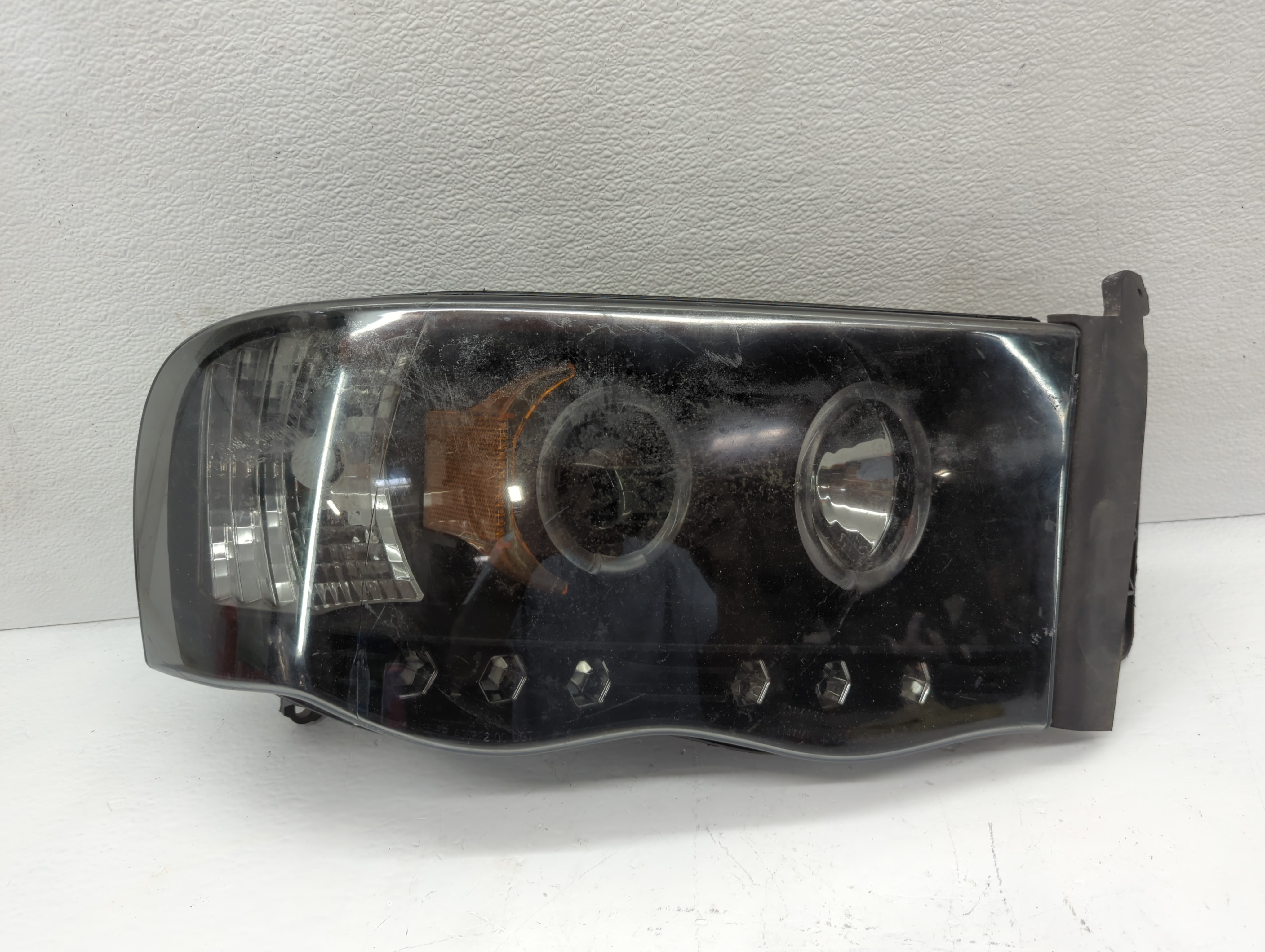 Picture of 2002-2005 Dodge Ram 1500 Driver Left Oem Head Light Headlight Lamp 1036452