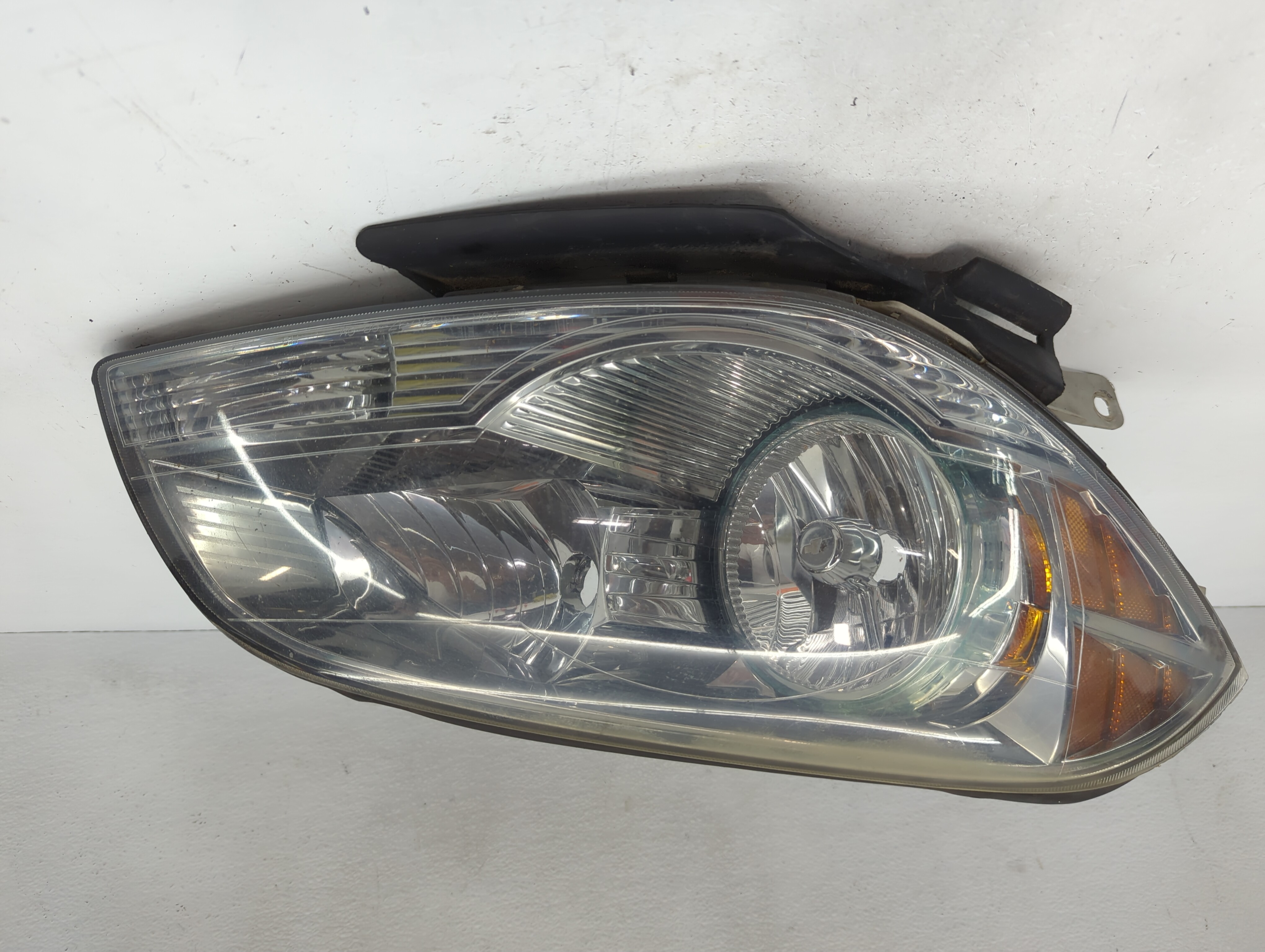 2008-2012 Chevrolet Malibu Passenger Right Oem Head Light Headlight Lamp 1036572 - Oemusedautoparts1.com