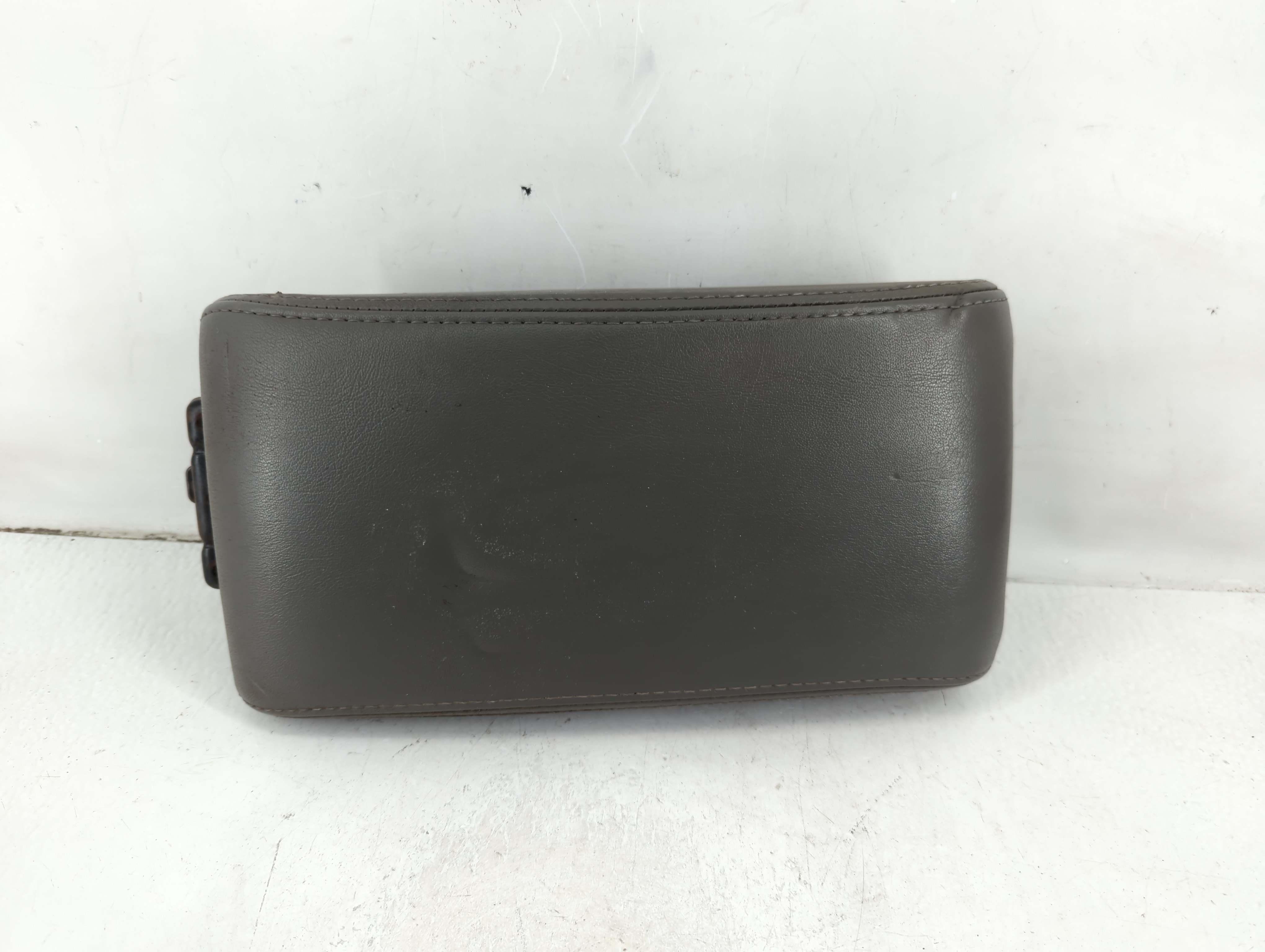 Picture of 2008-2012 Chevrolet Malibu Center Console Armrest Cover Lid Dark Grey 1036600