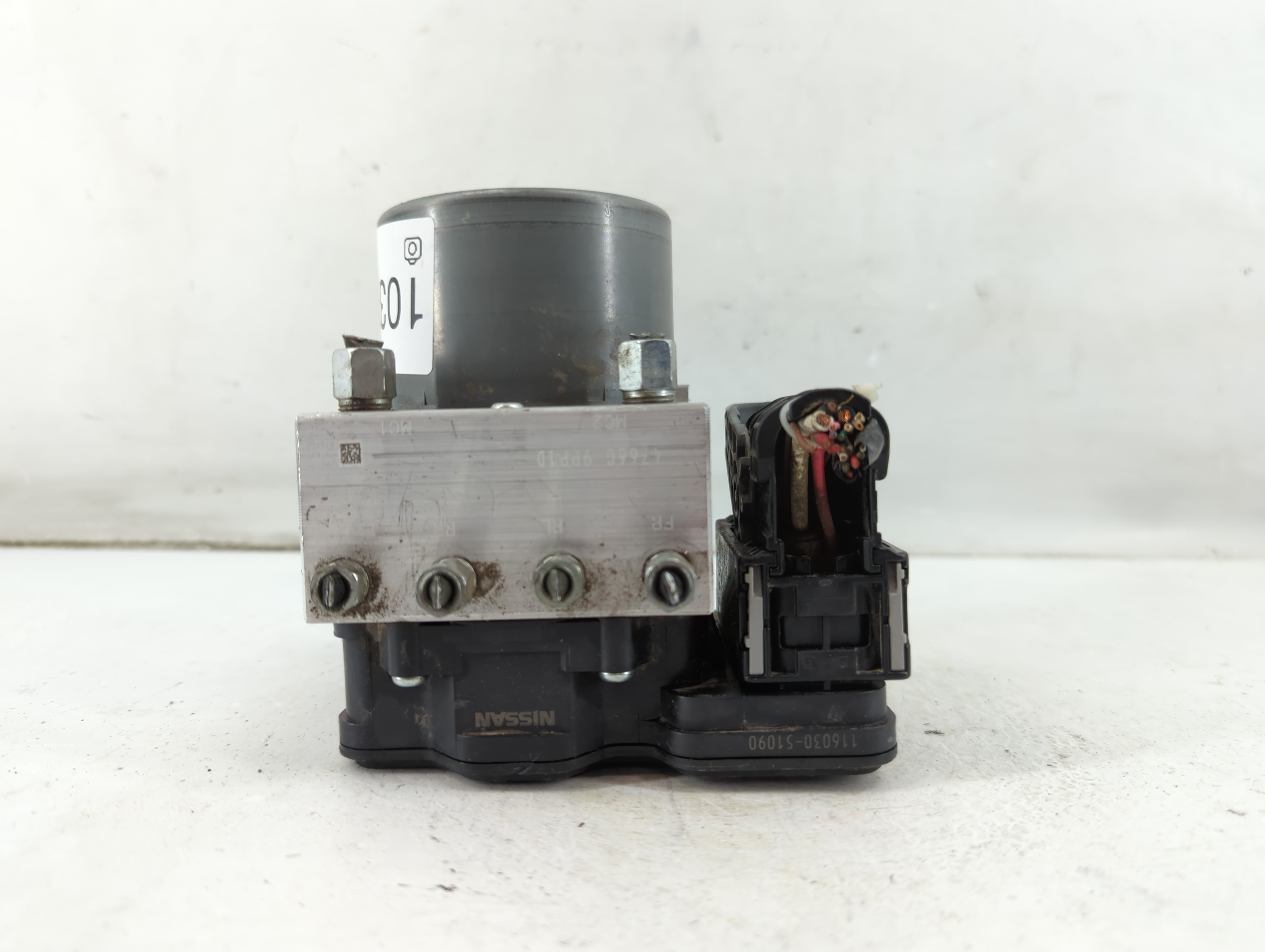 Picture of 2017-2017 Nissan Pathfinder Abs Pump Control Module 1036651