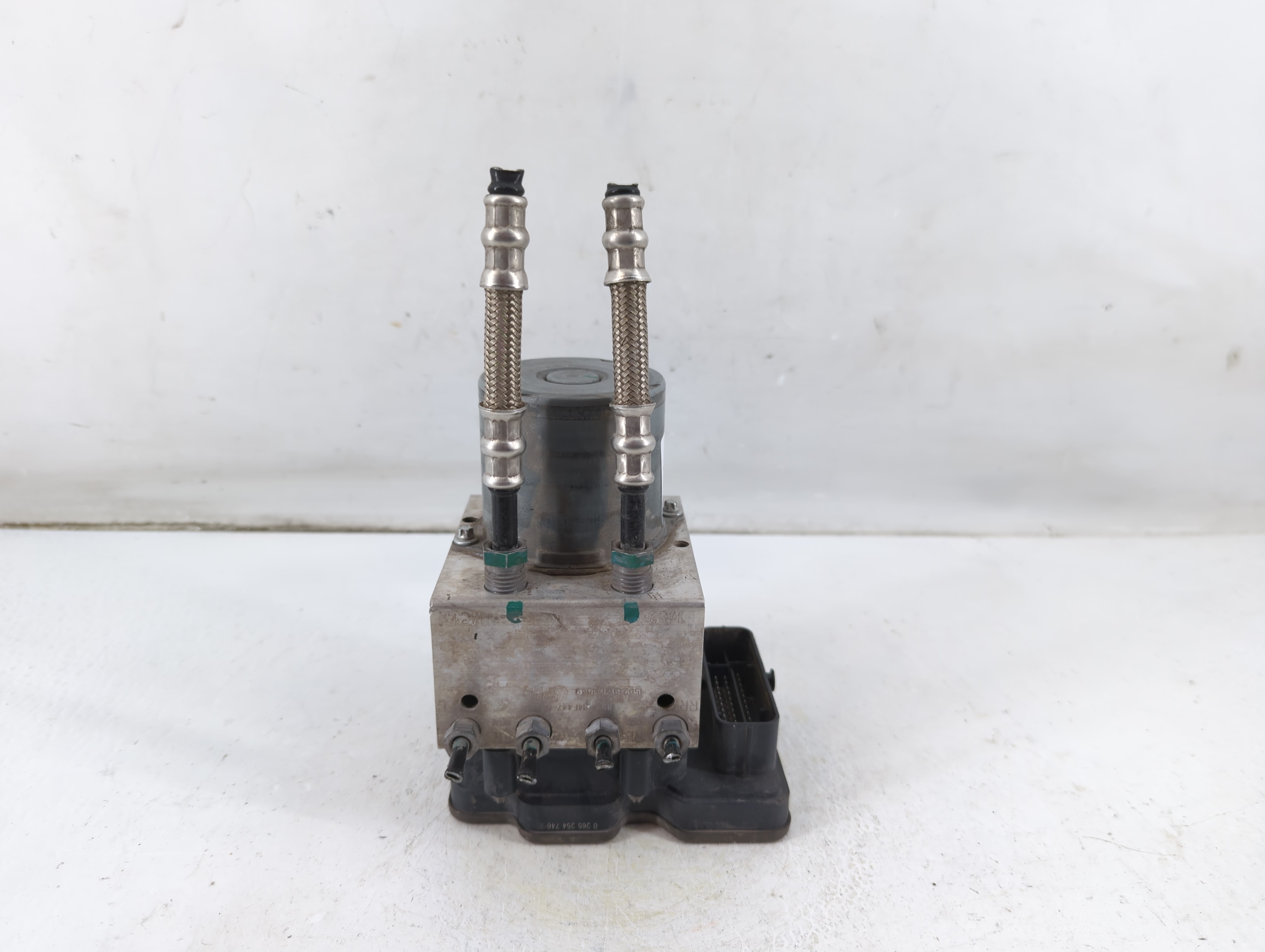 2014-2016 Land Rover Range Rover Abs Pump Control Module 1036655 - Oemusedautoparts1.com