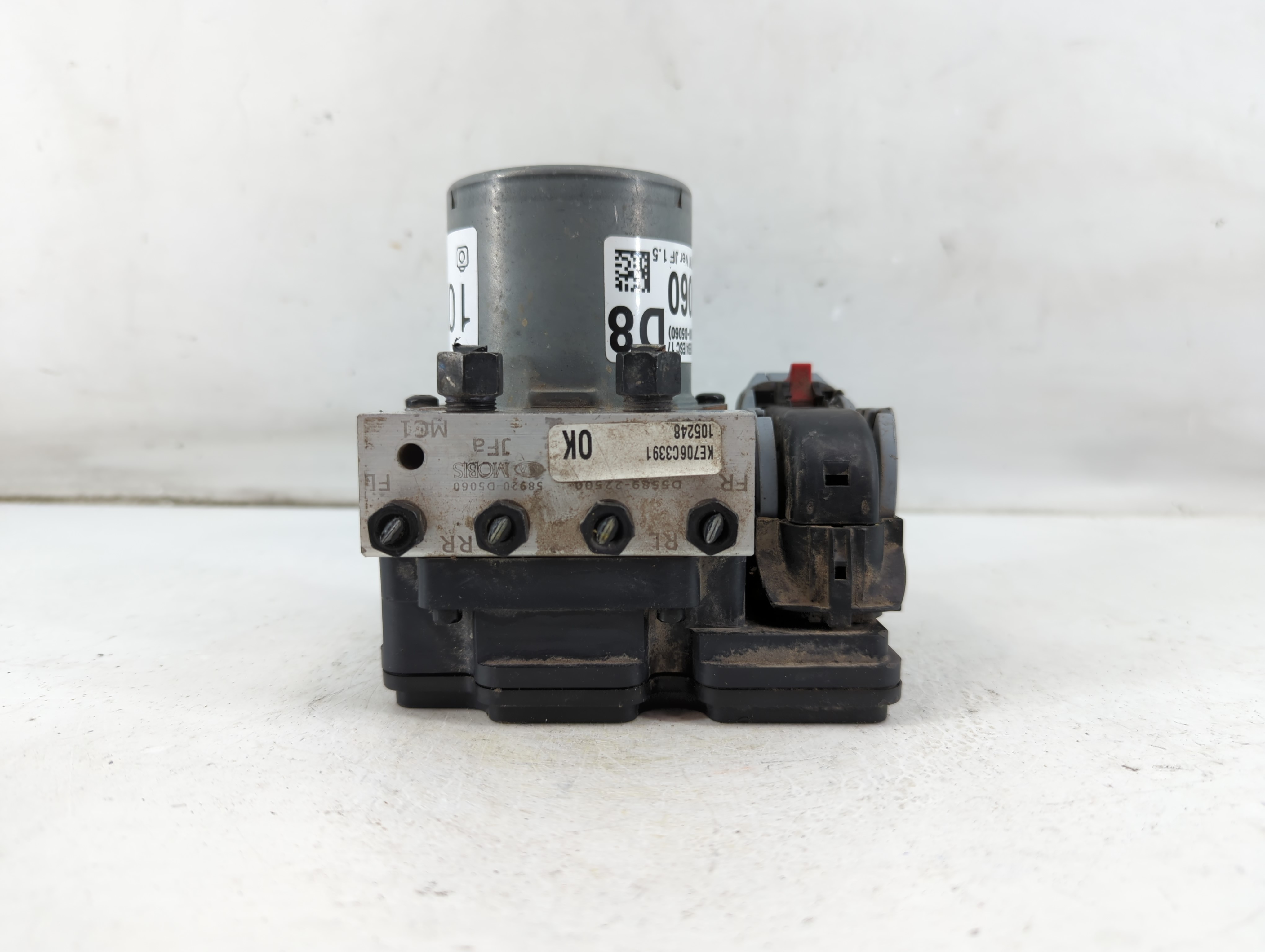 2017-2018 Kia Optima Abs Pump Control Module 1036658 - Oemusedautoparts1.com