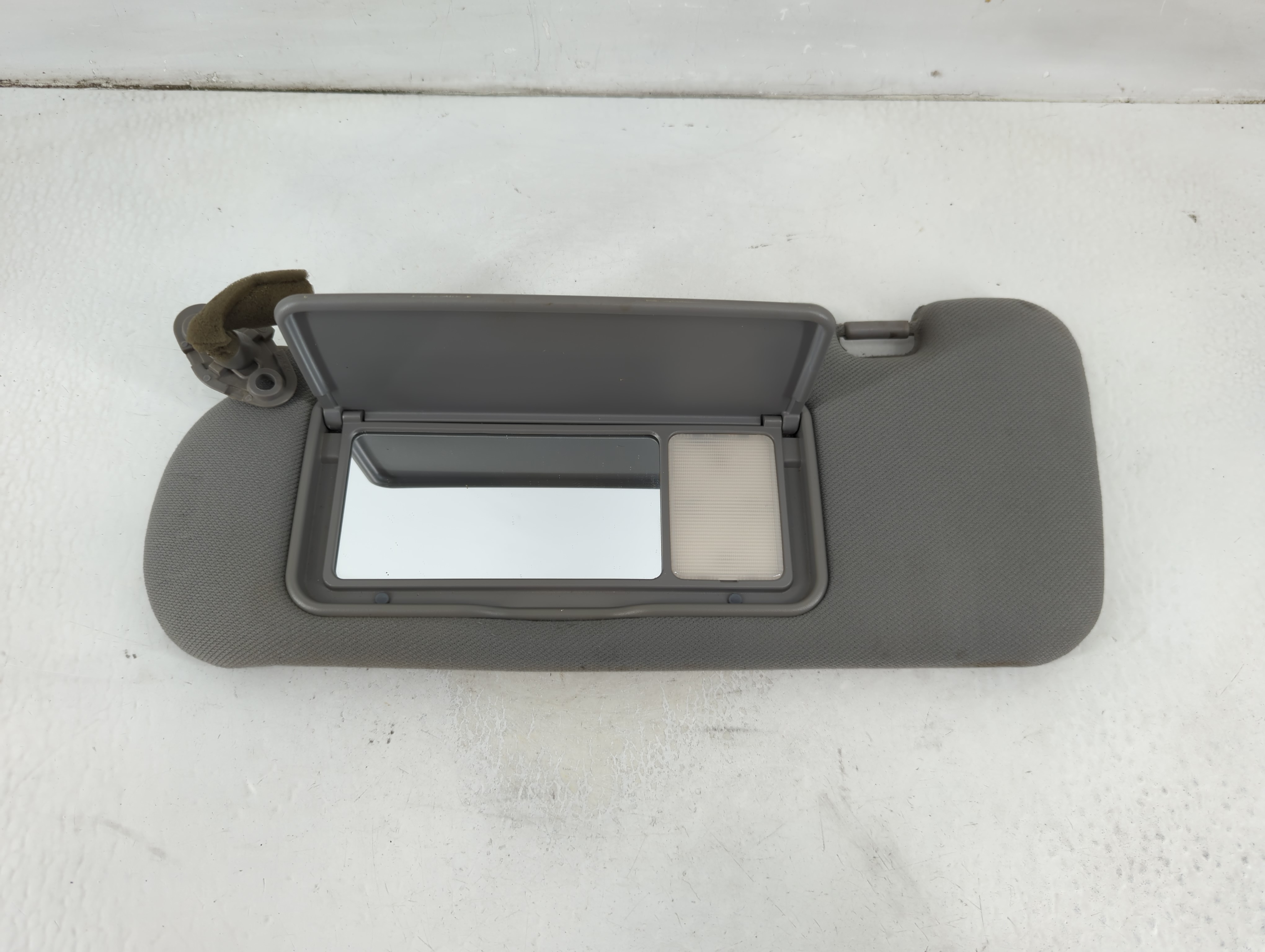 Picture of 2005-2007 Kia Sorento Driver Sun Visor Mirror Left Sunvisor Dark Grey 1036692