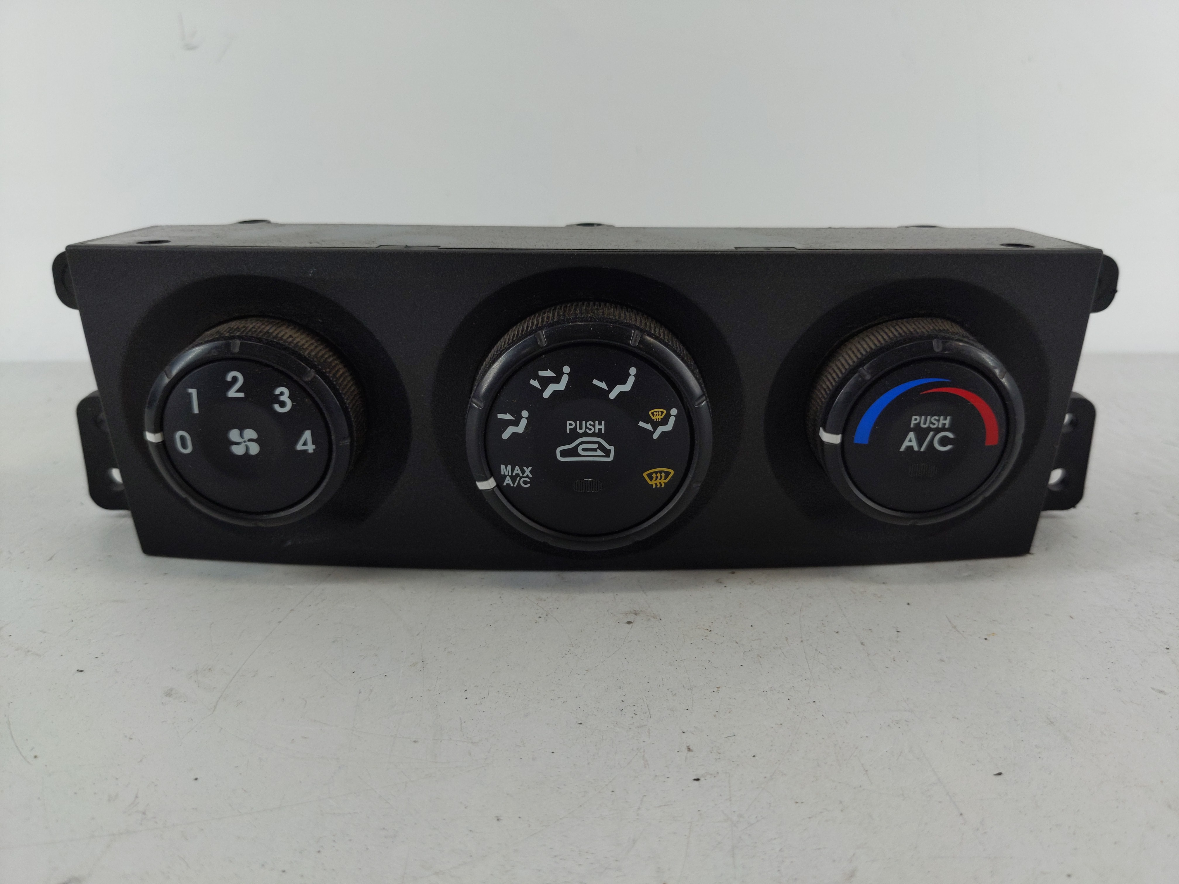 Picture of 2003-2006 Kia Sorento Ac Heater Climate Control 97250-3e401 1036722