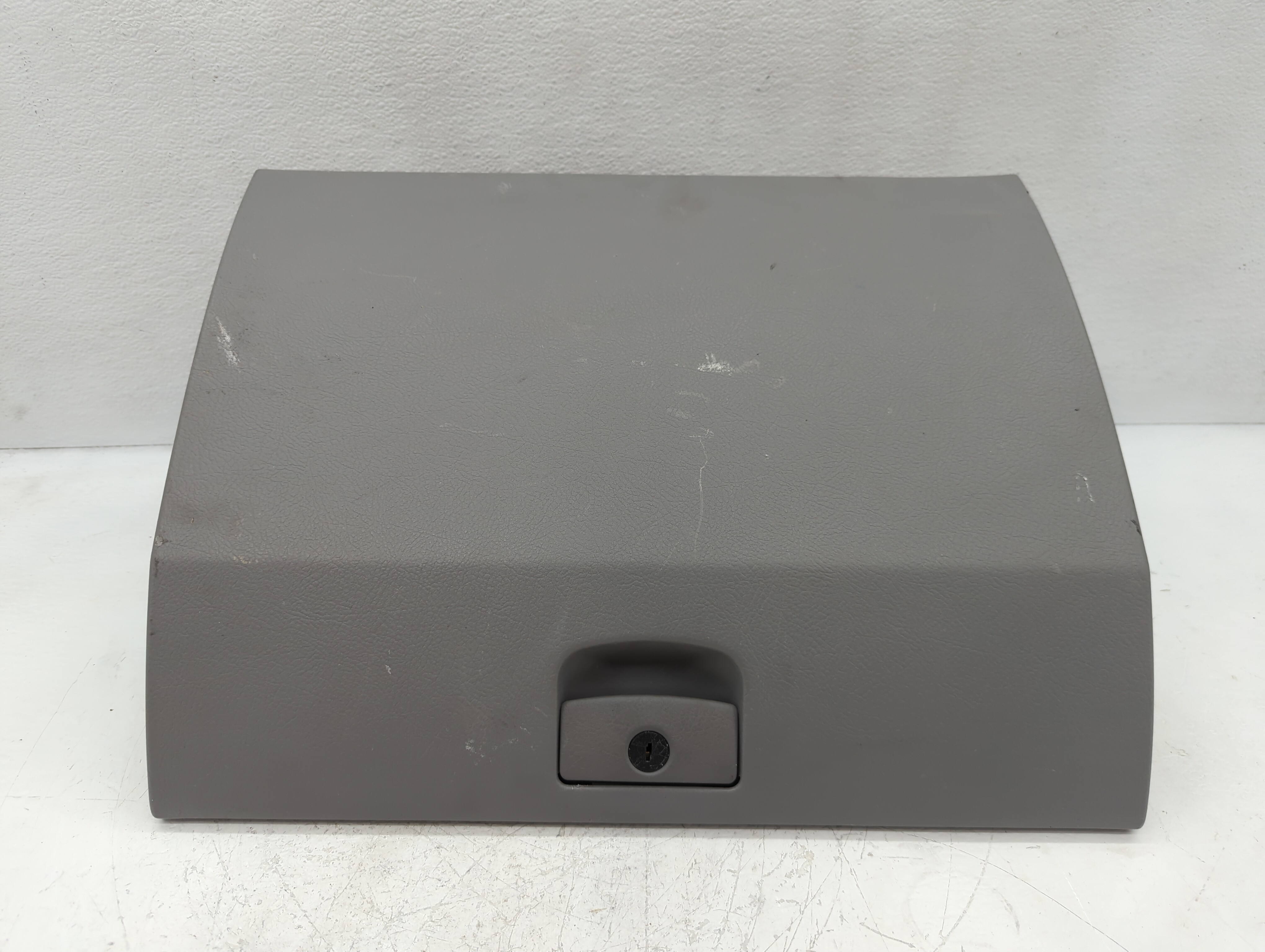Picture of 2006 Kia Sorento Passenger Glove Box Door Storage Compartment 1036727