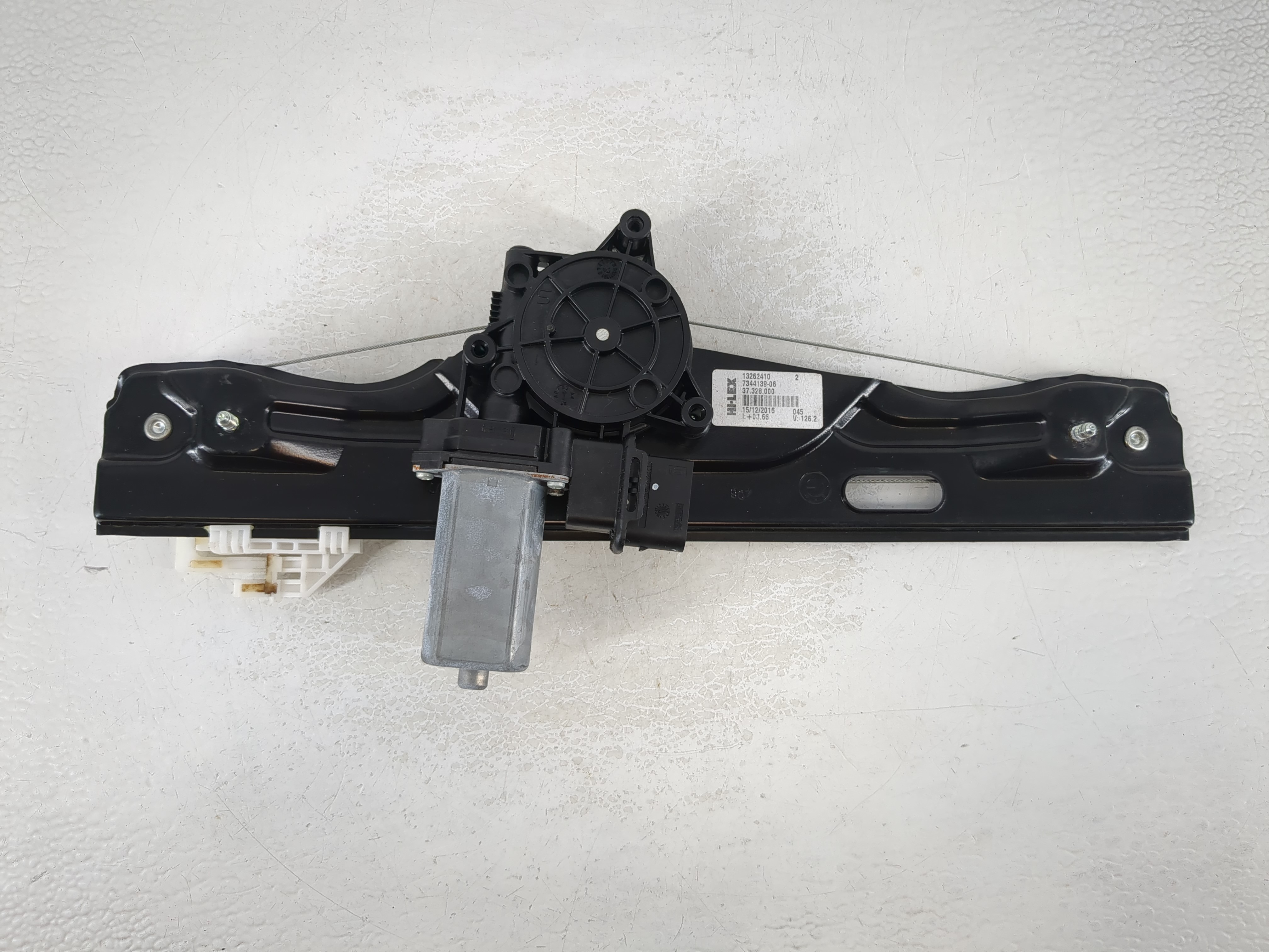 Mini Cooper Clubman Driver Rear Left Power Window Motor 1037118 - Oemusedautoparts1.com